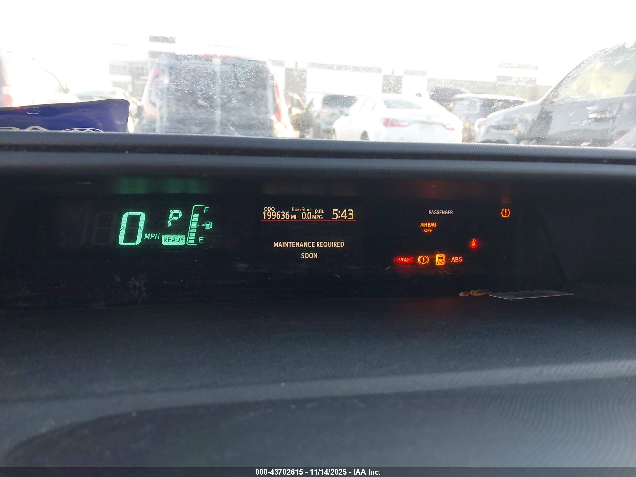 TOYOTA PRIUS image 7
