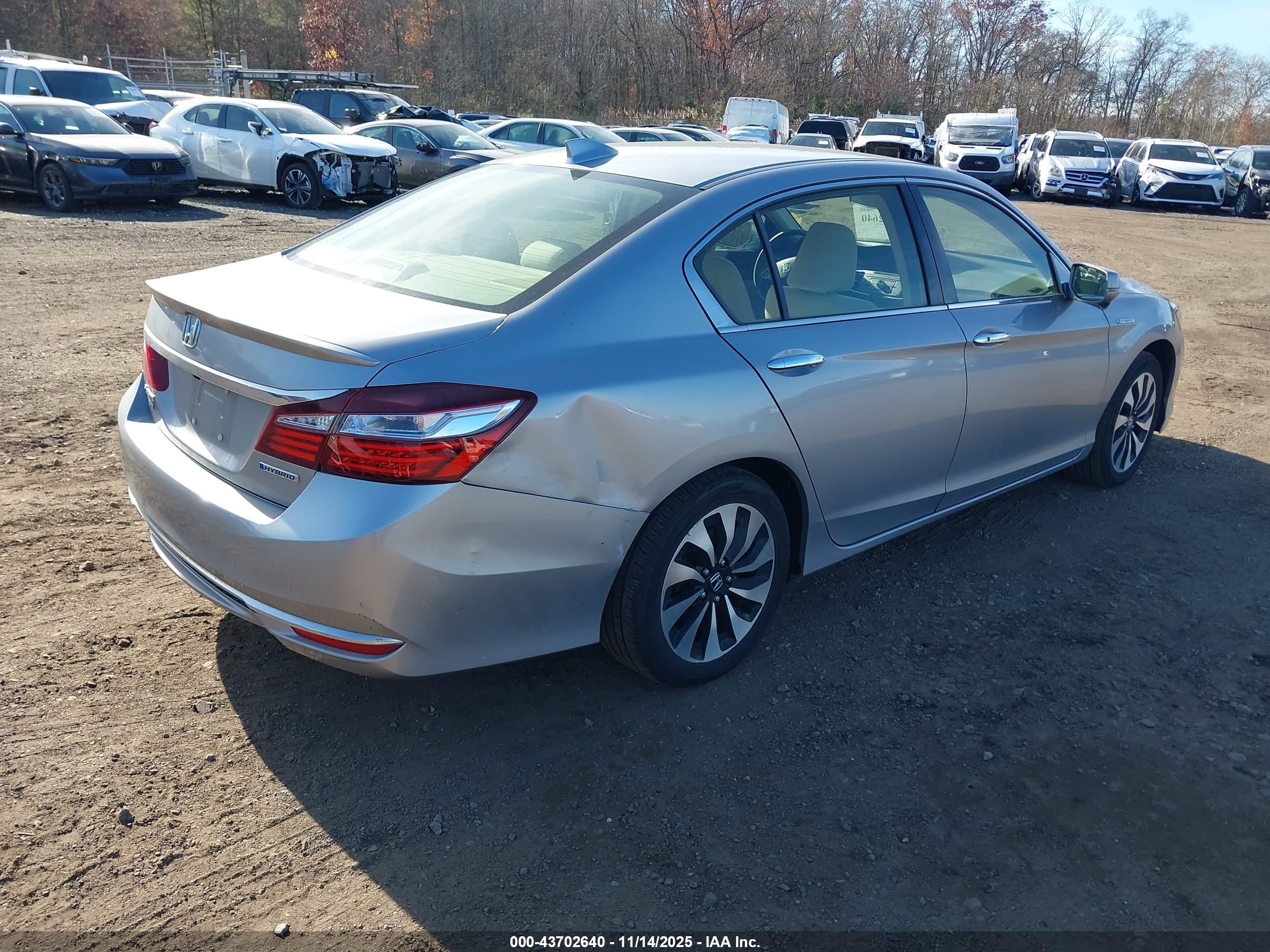 HONDA ACCORD image 4