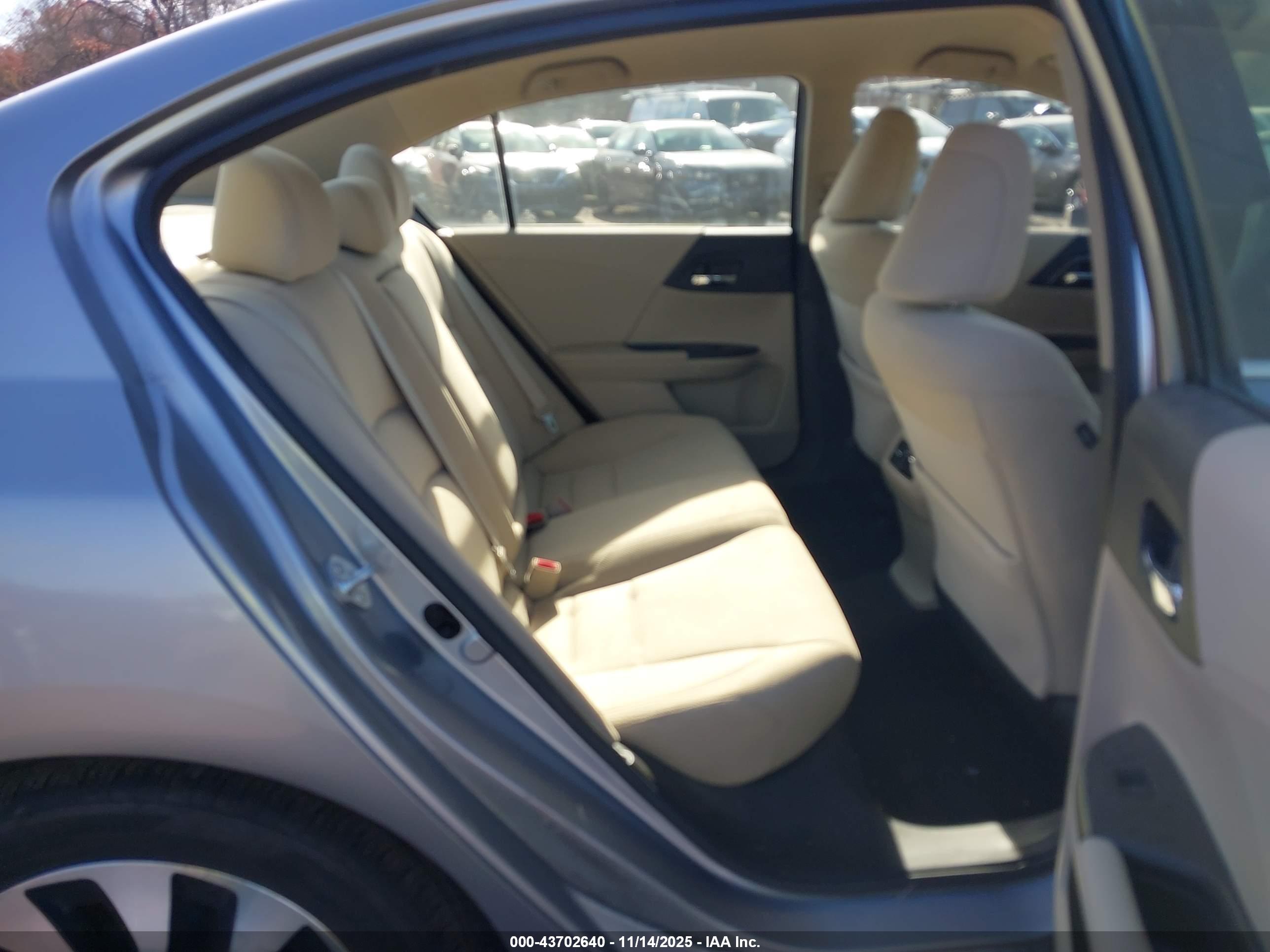 HONDA ACCORD image 8