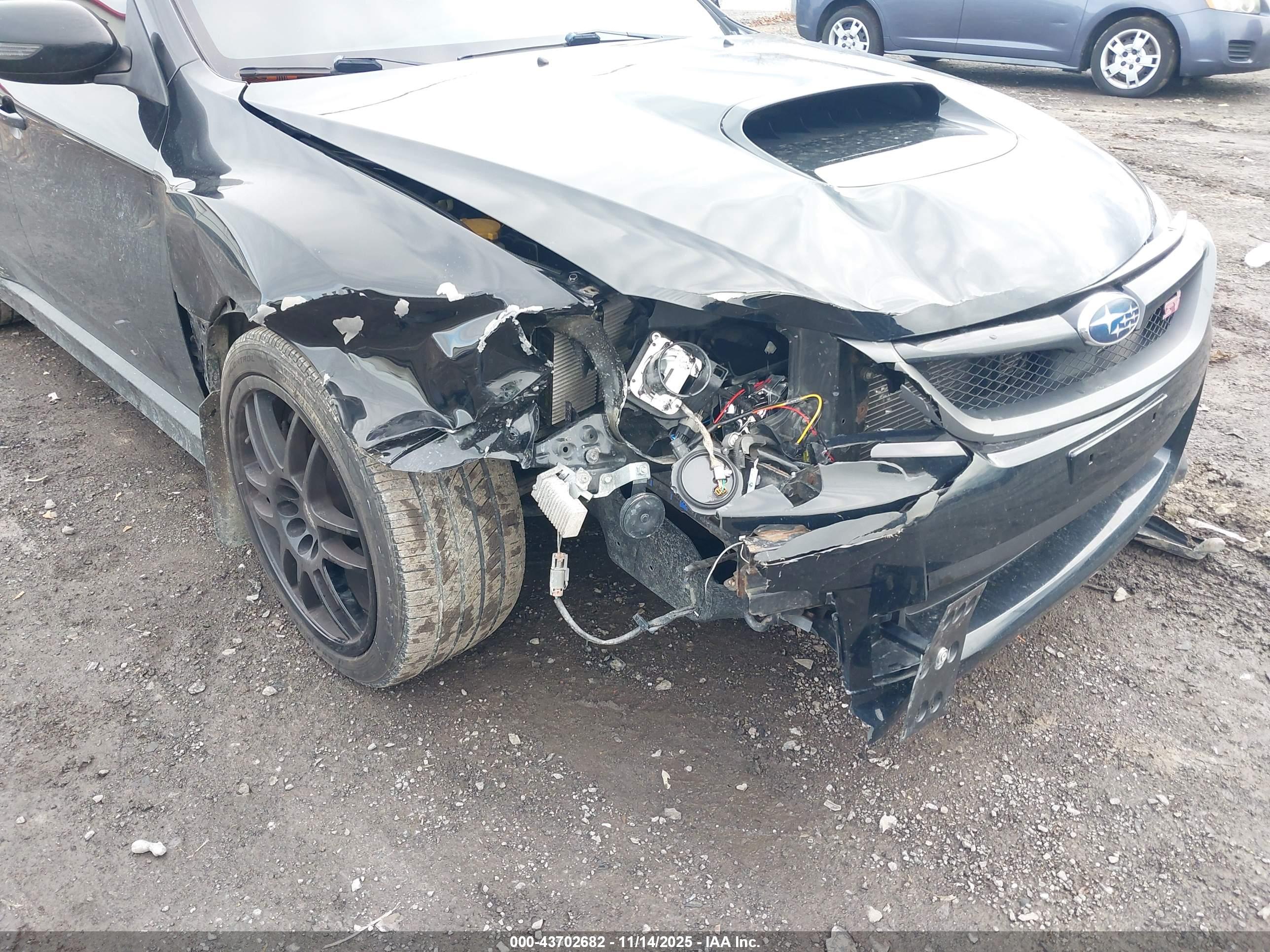 SUBARU IMPREZA image 6