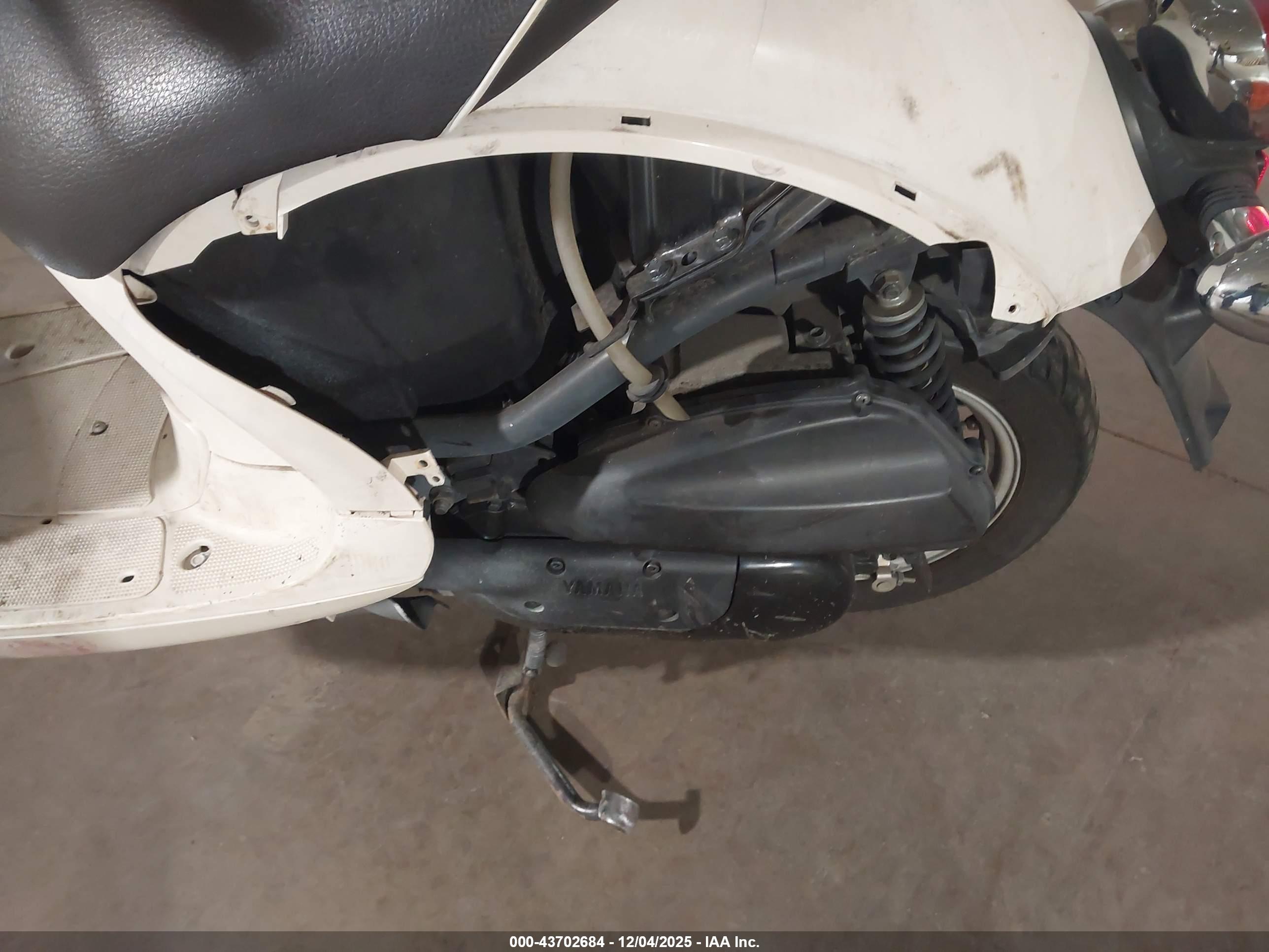 YAMAHA XC50 image 9