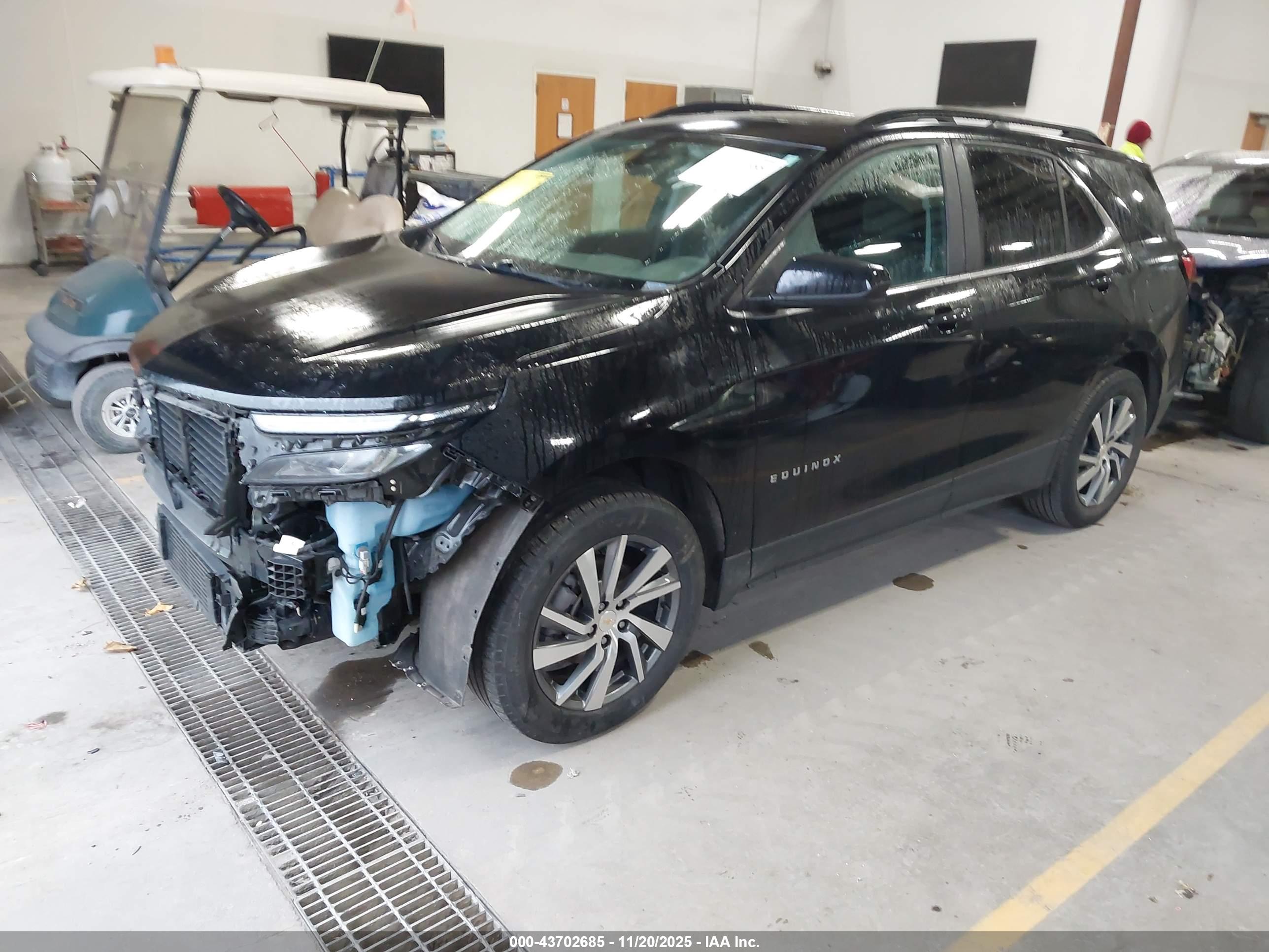 CHEVROLET EQUINOX image 2