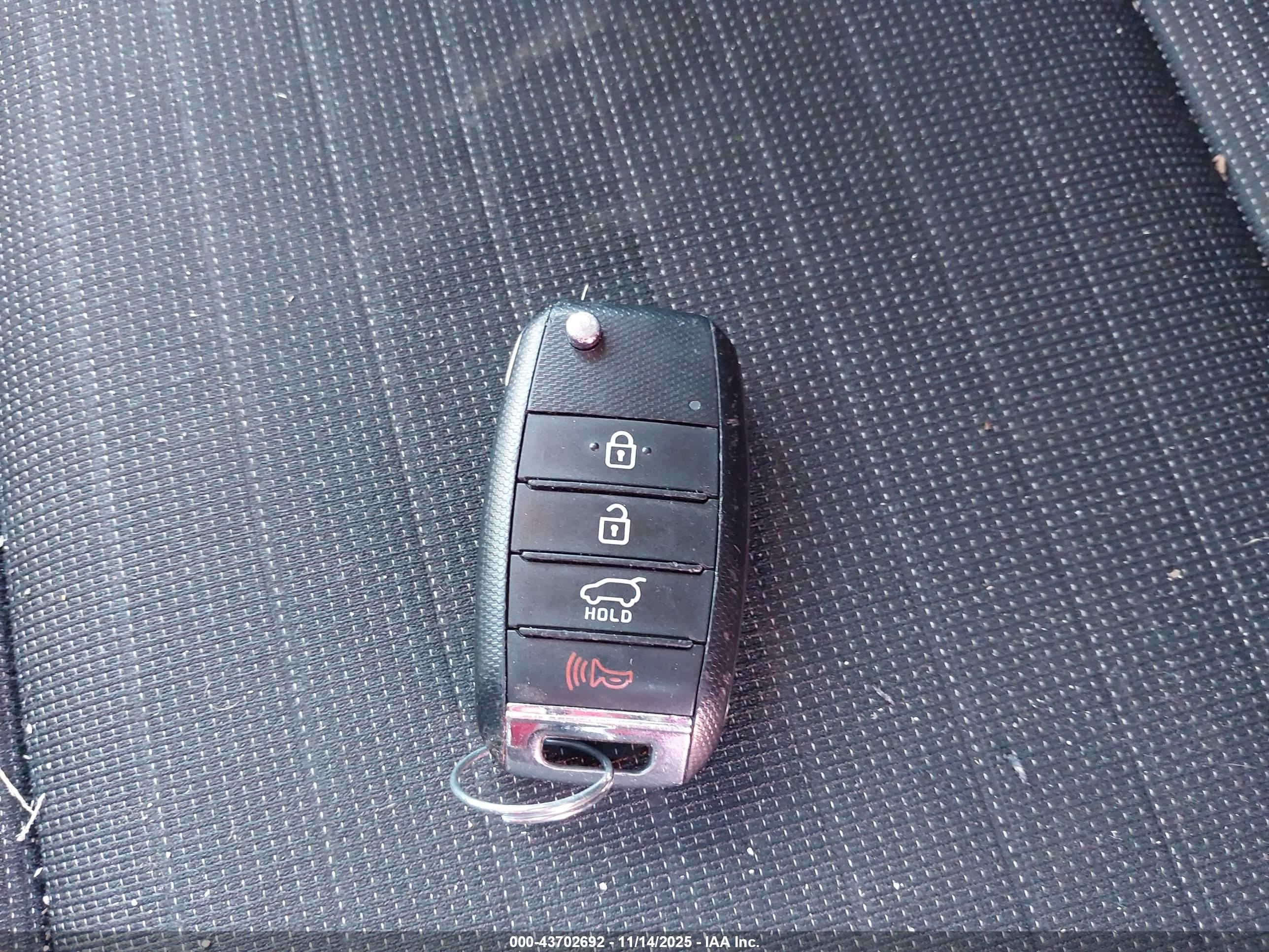 KIA SPORTAGE image 11