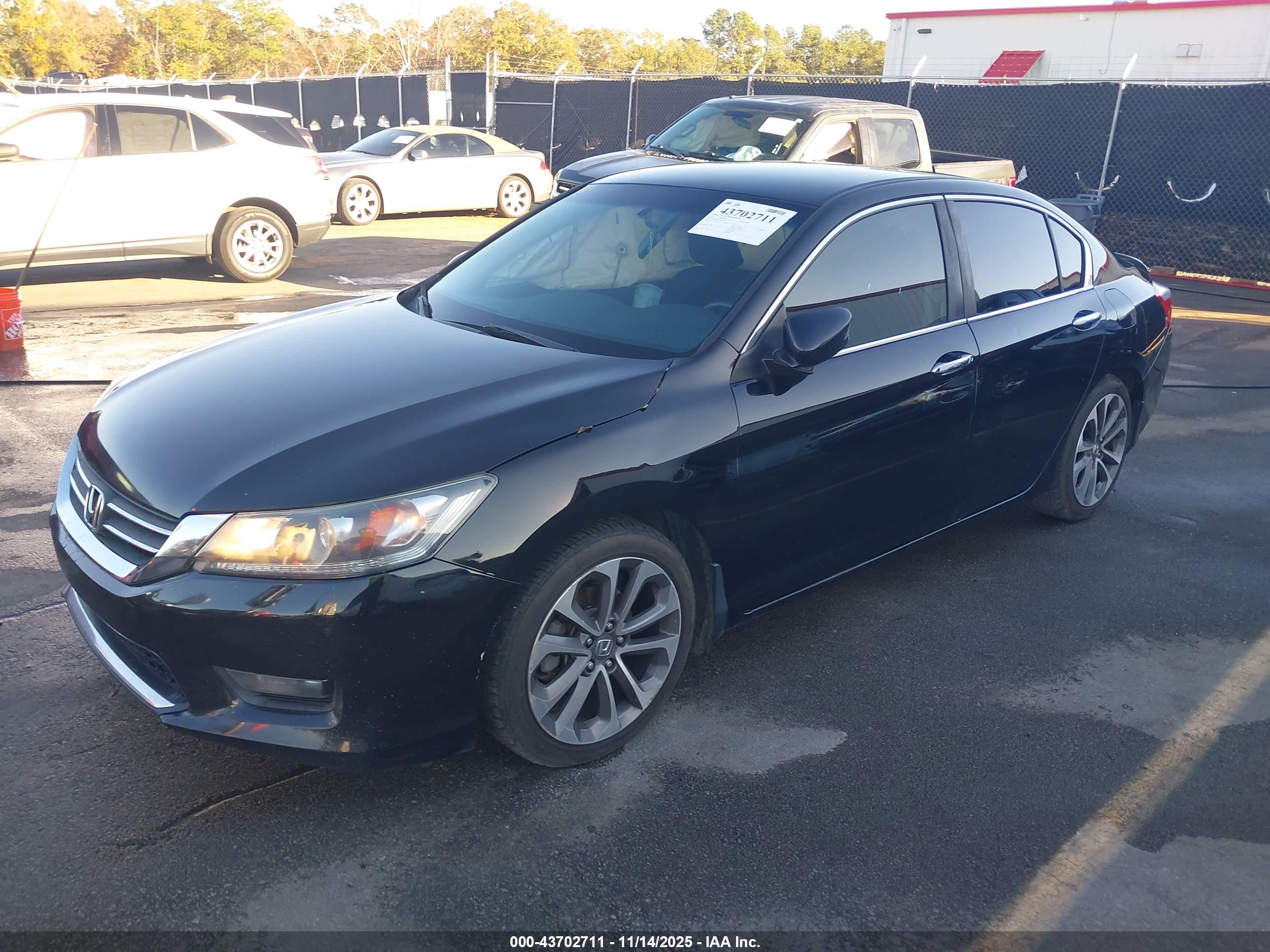 HONDA ACCORD image 2