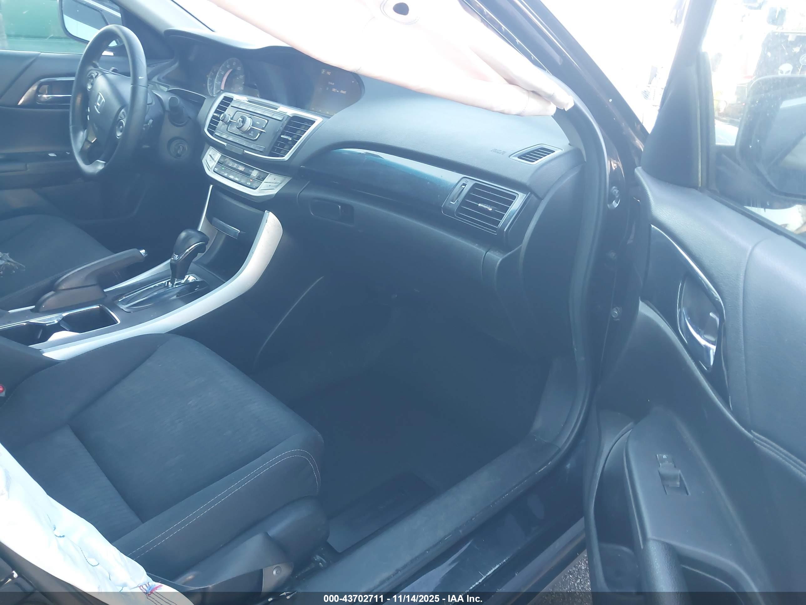 HONDA ACCORD image 5