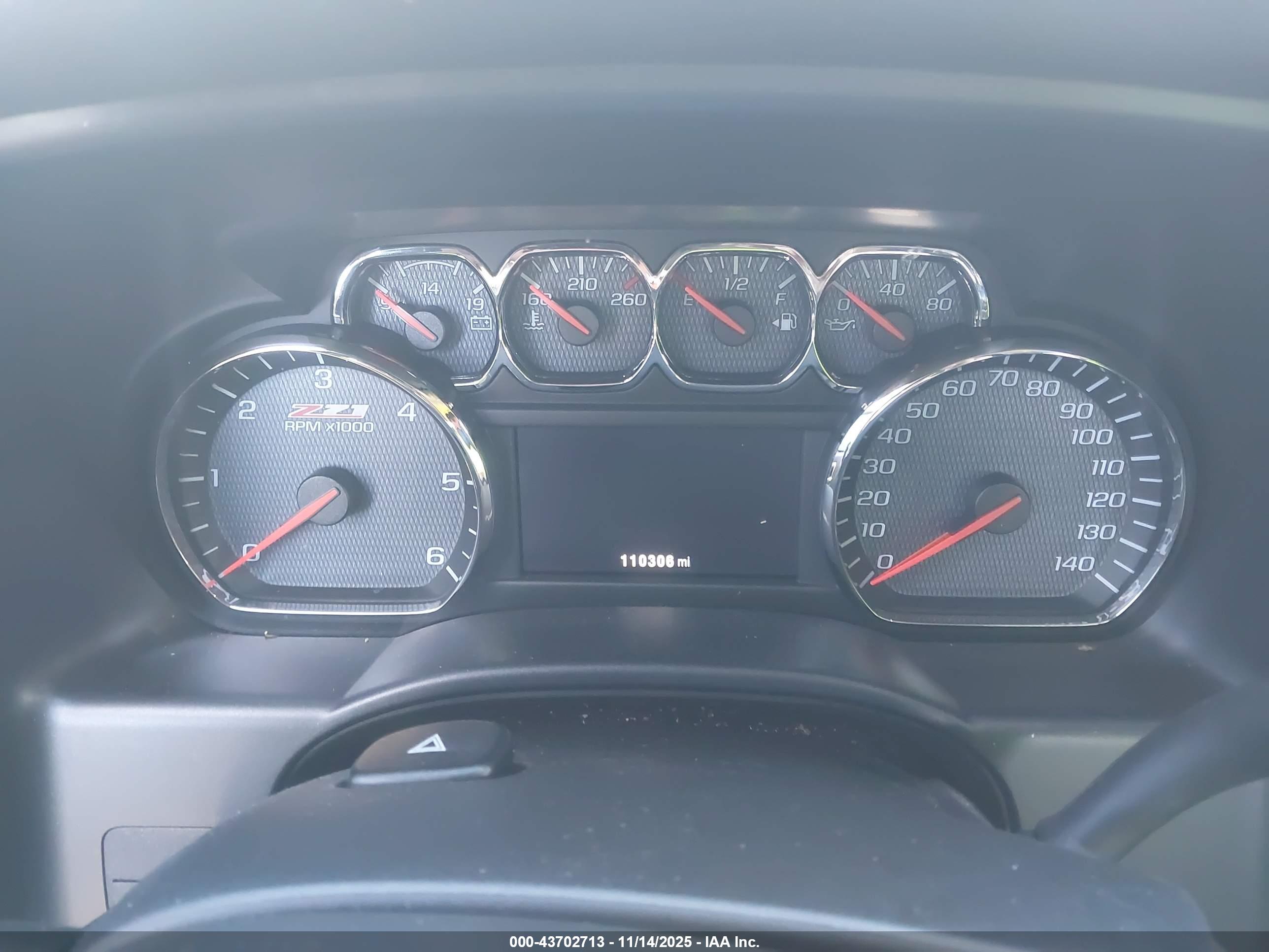 CHEVROLET SILVERADO image 7