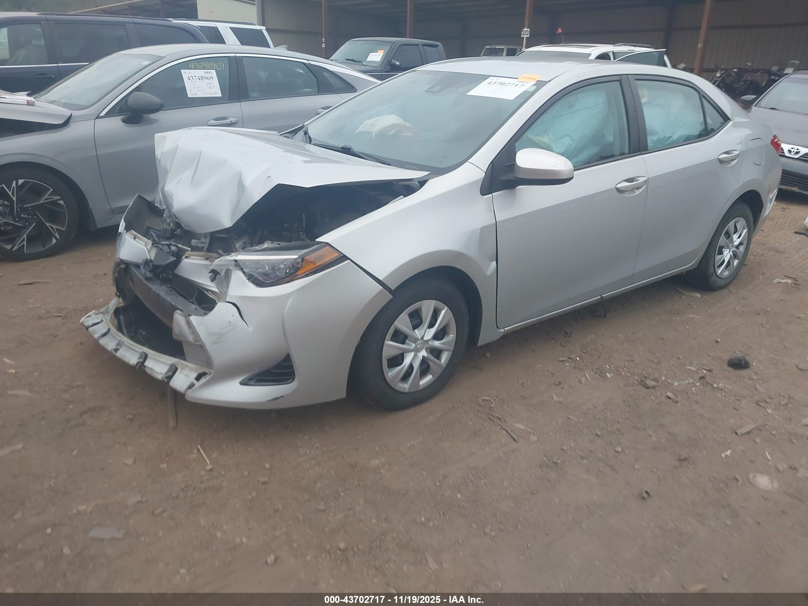 TOYOTA COROLLA image 2