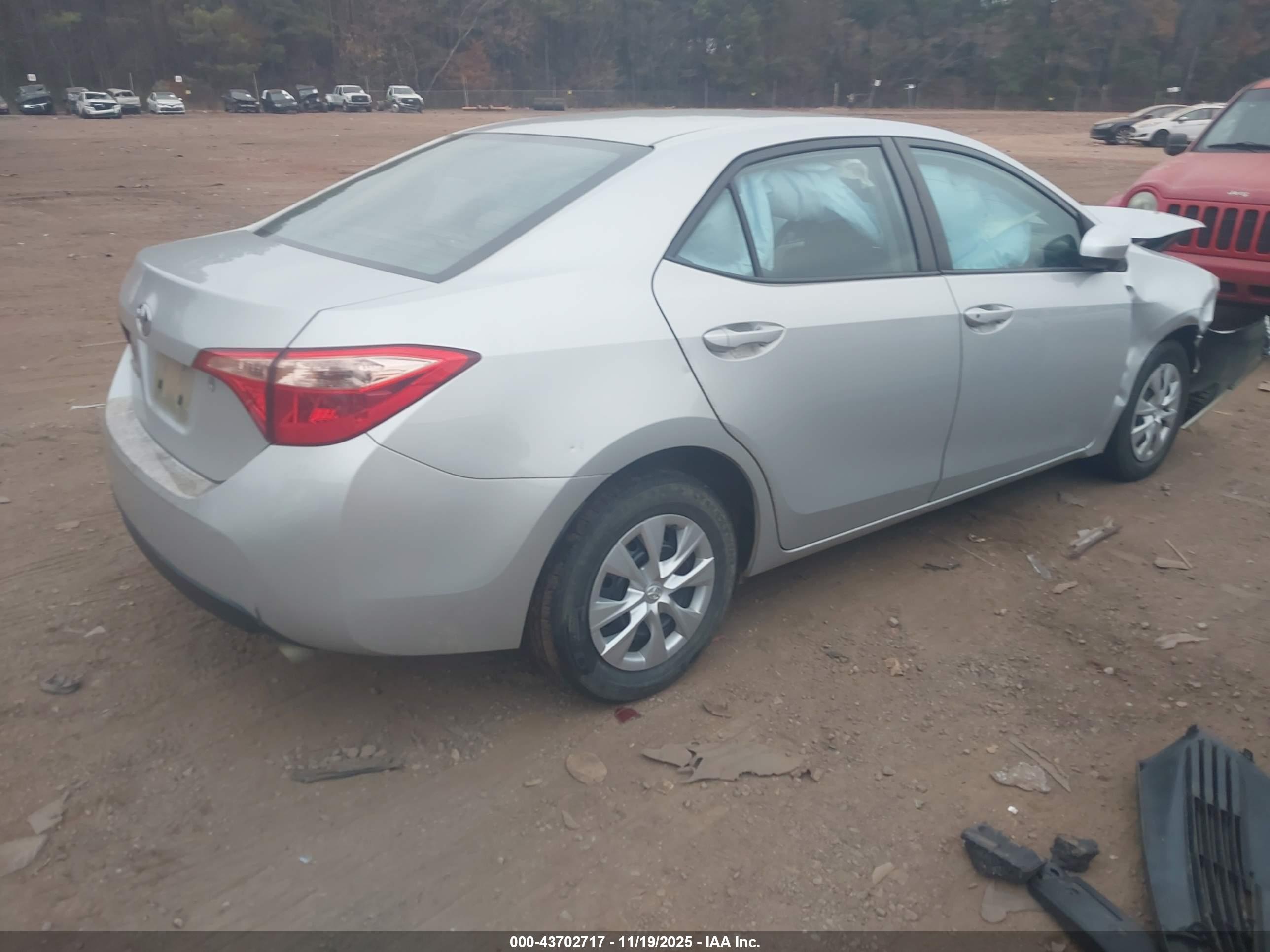 TOYOTA COROLLA image 4