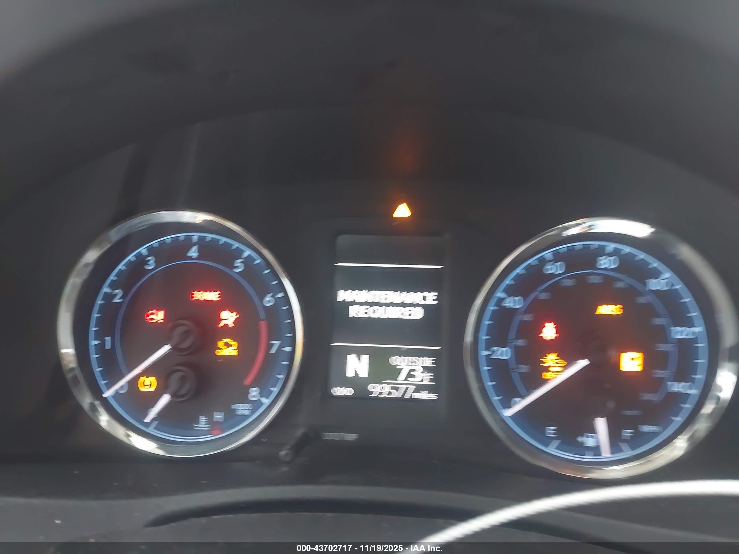 TOYOTA COROLLA image 7