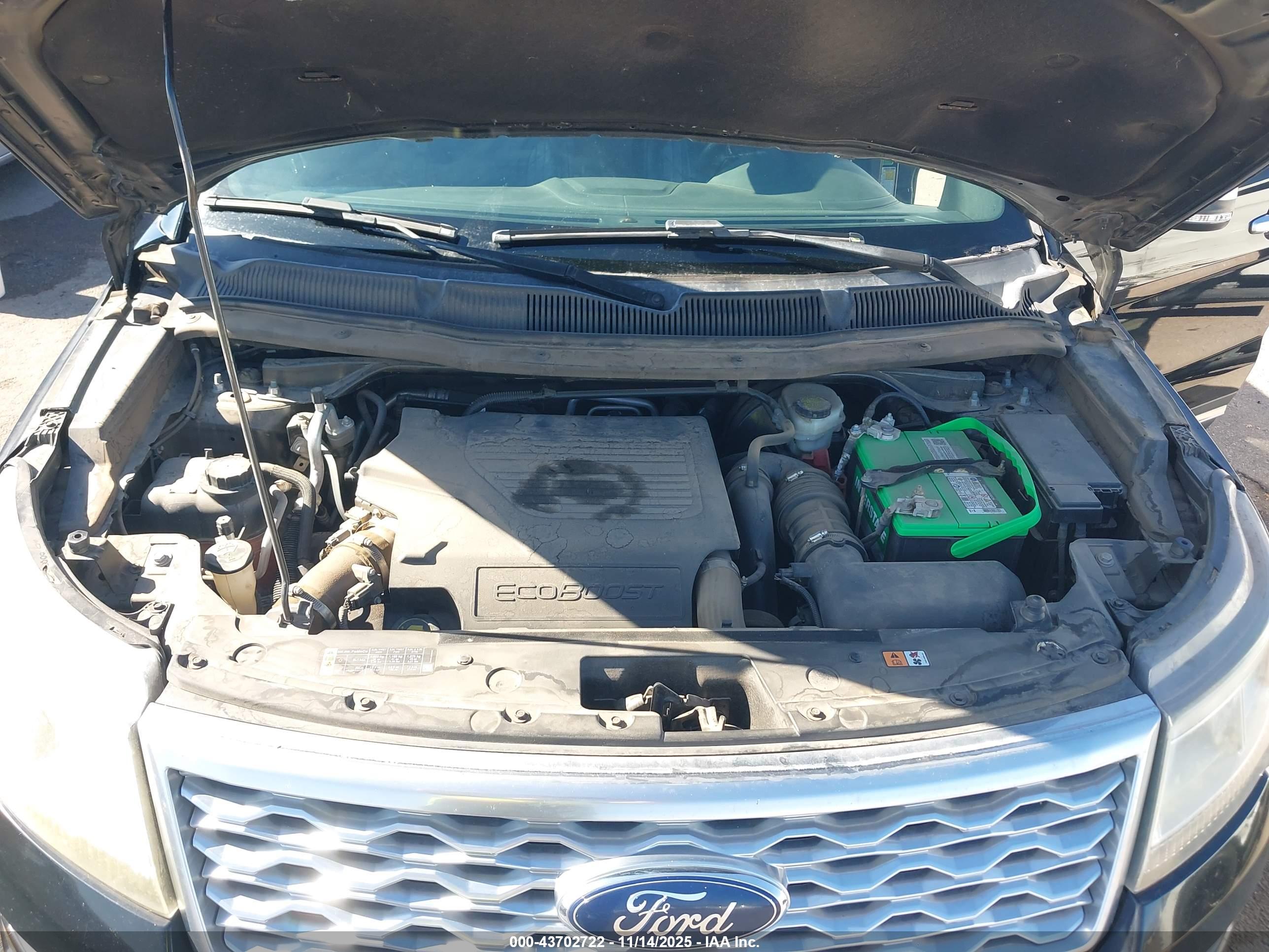 FORD EXPLORER image 10