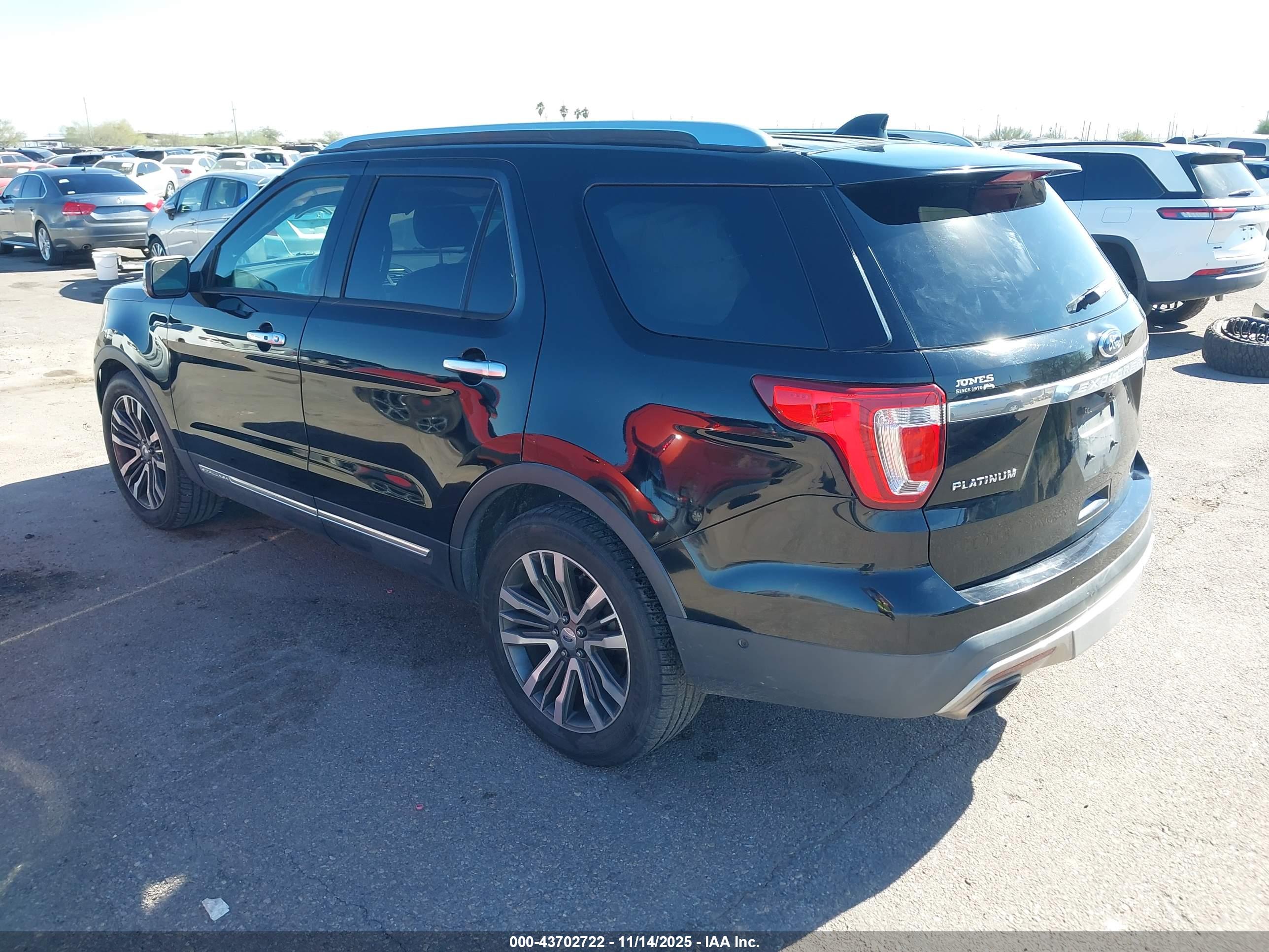 FORD EXPLORER image 3