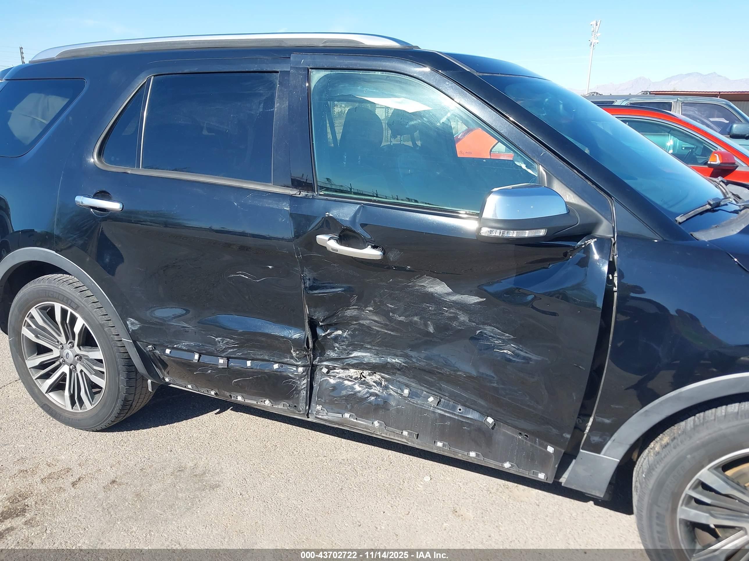 FORD EXPLORER image 6