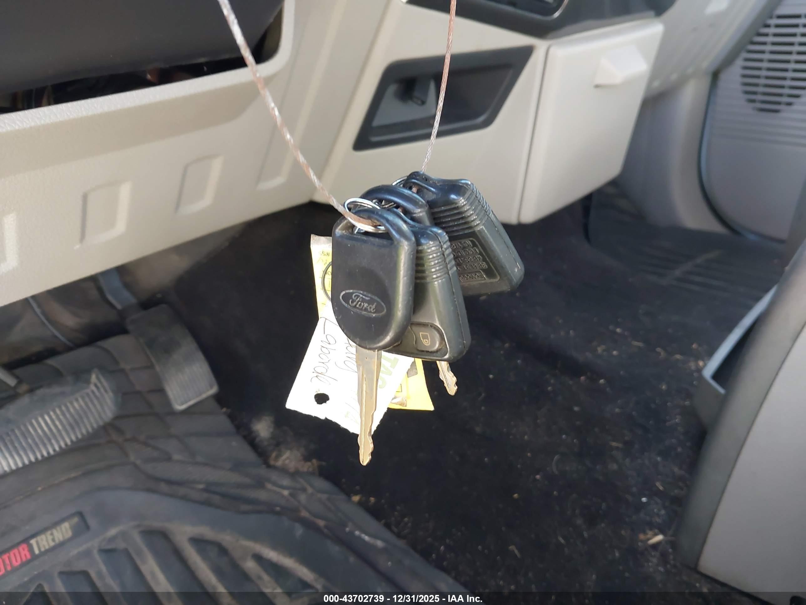 FORD F-250 image 11