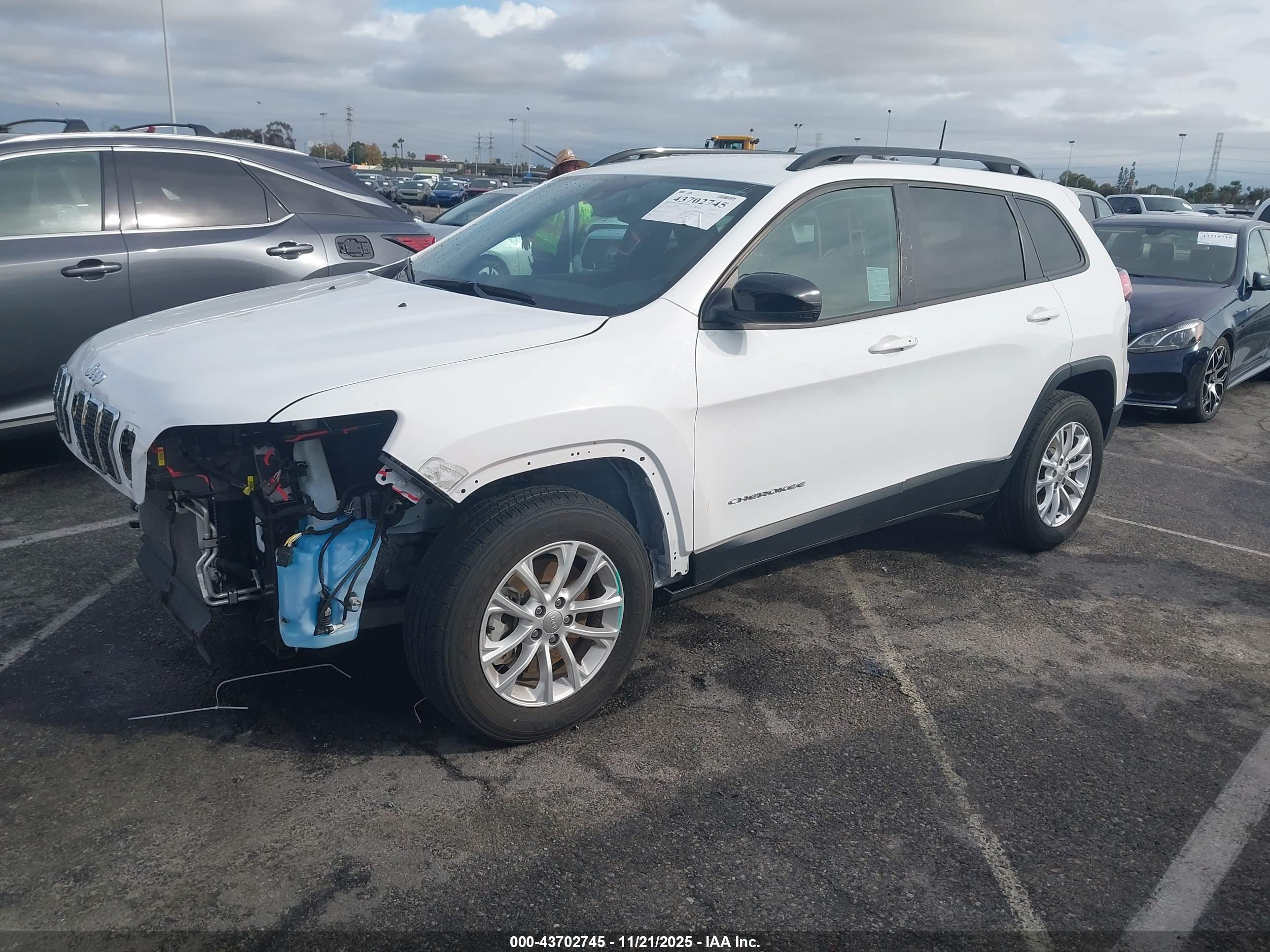 JEEP CHEROKEE image 2