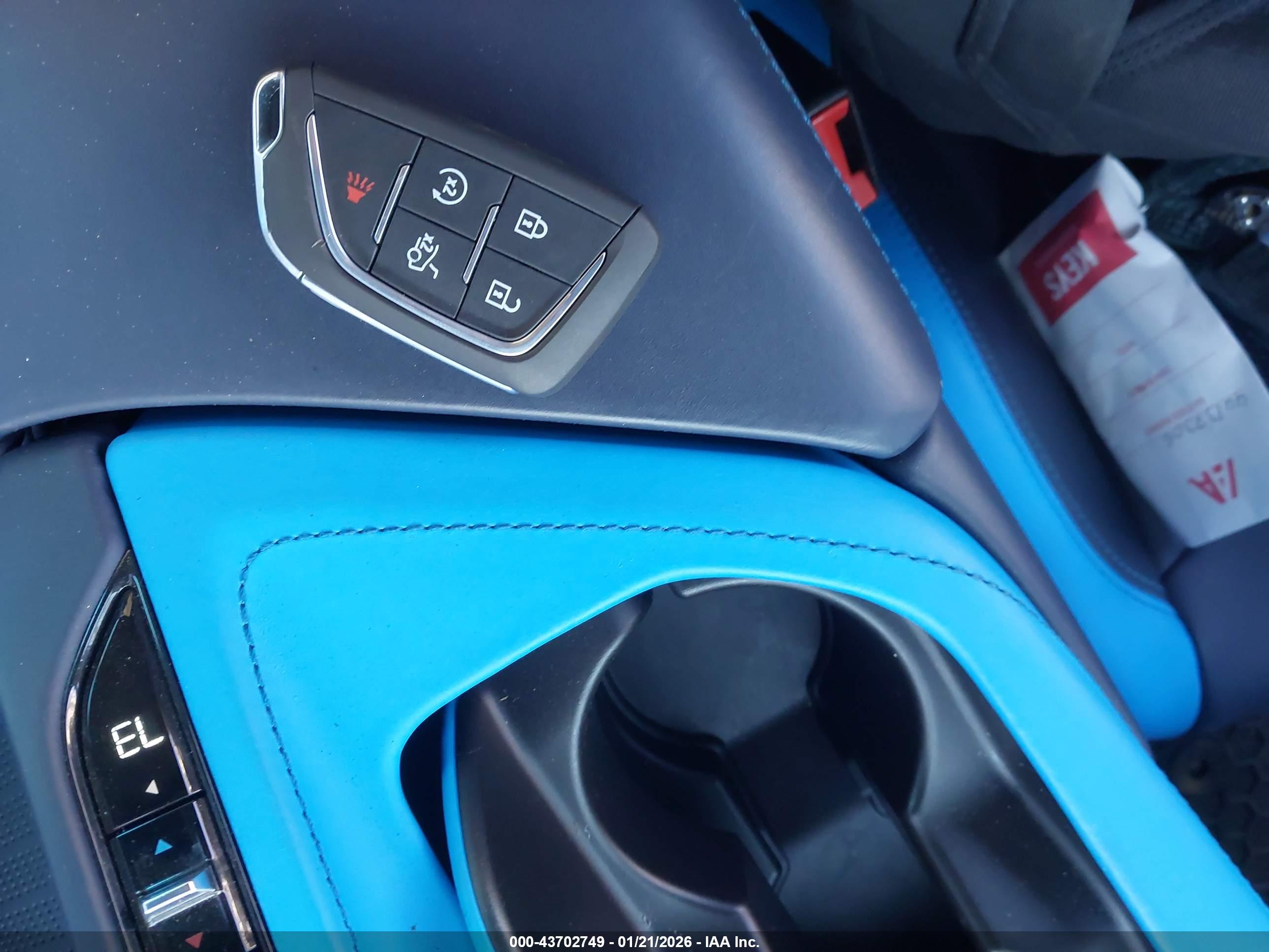 CHEVROLET CORVETTE image 11