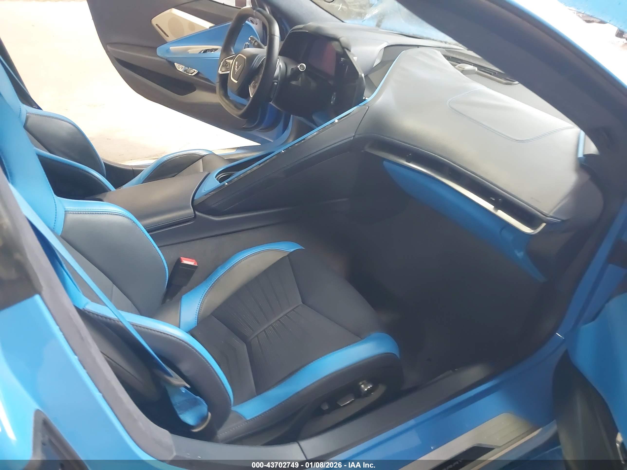 CHEVROLET CORVETTE image 5