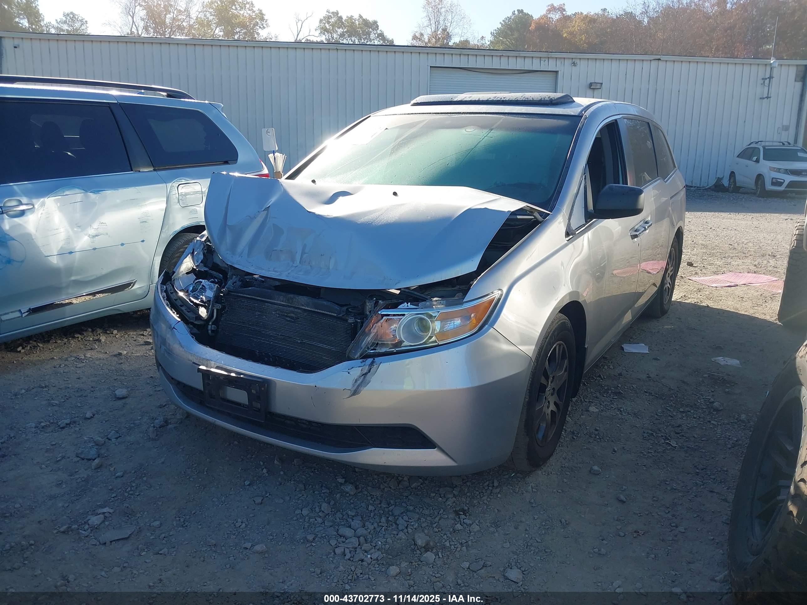 HONDA ODYSSEY image 2