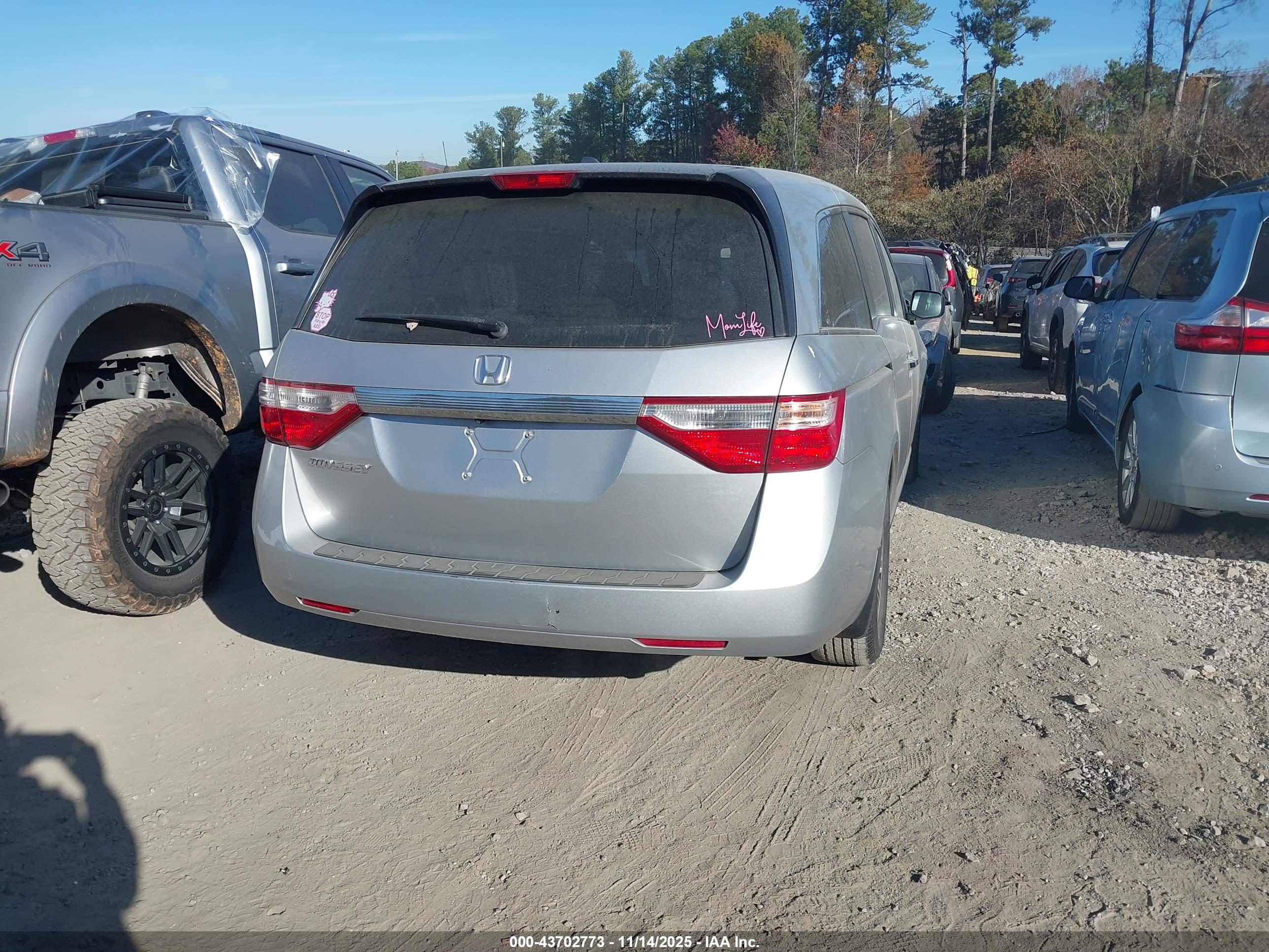 HONDA ODYSSEY image 4