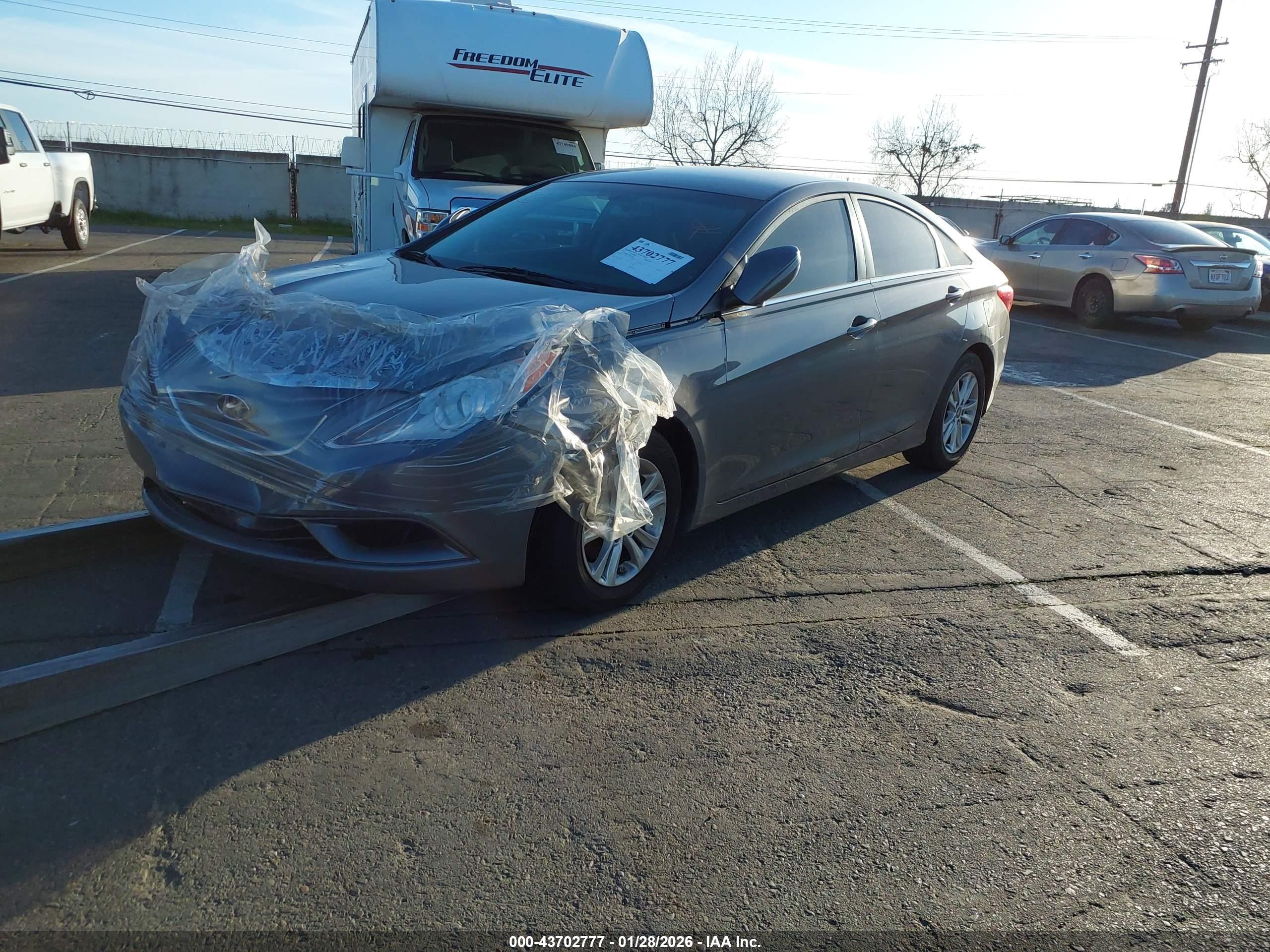 HYUNDAI SONATA image 2