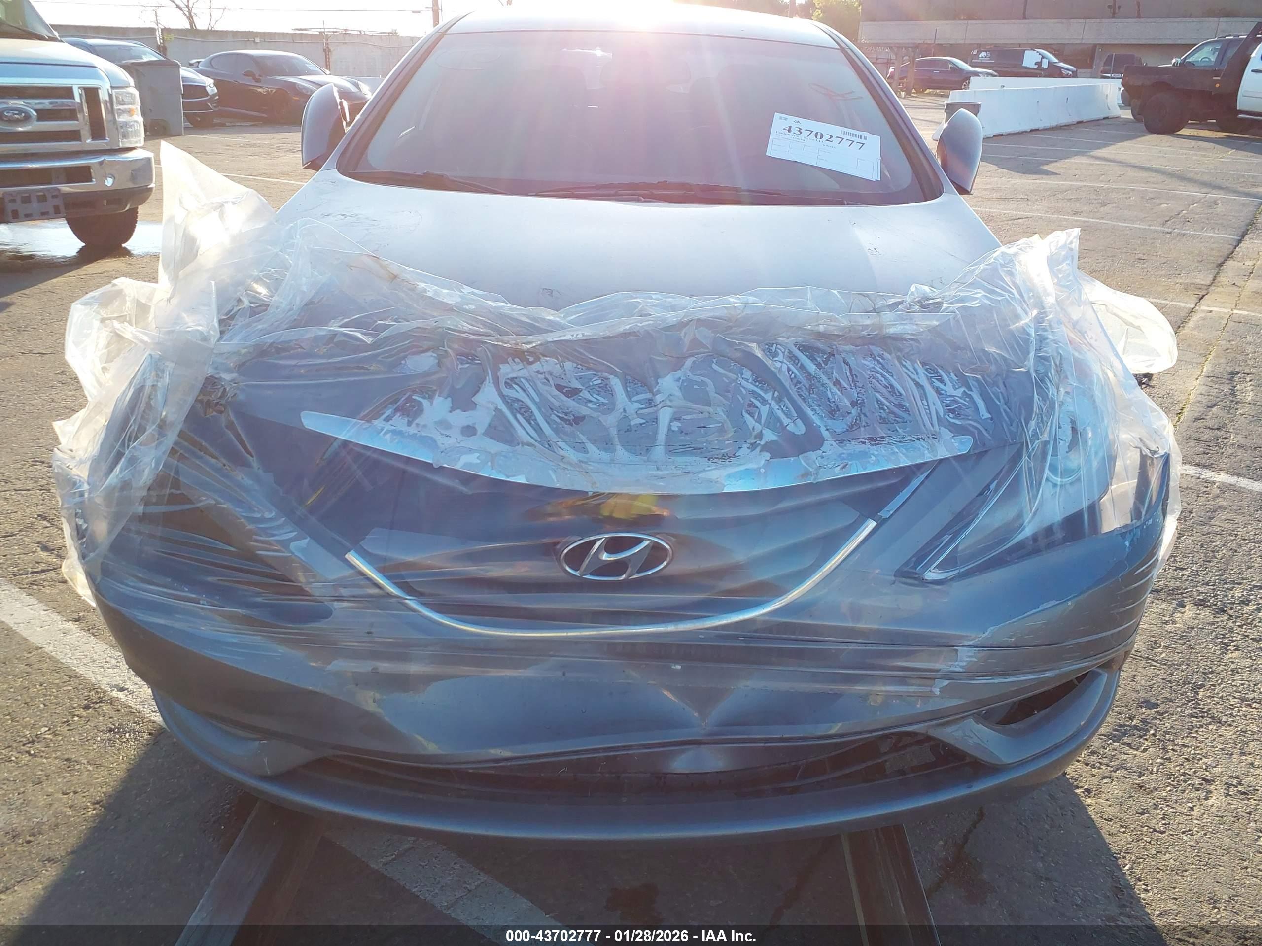 HYUNDAI SONATA image 6