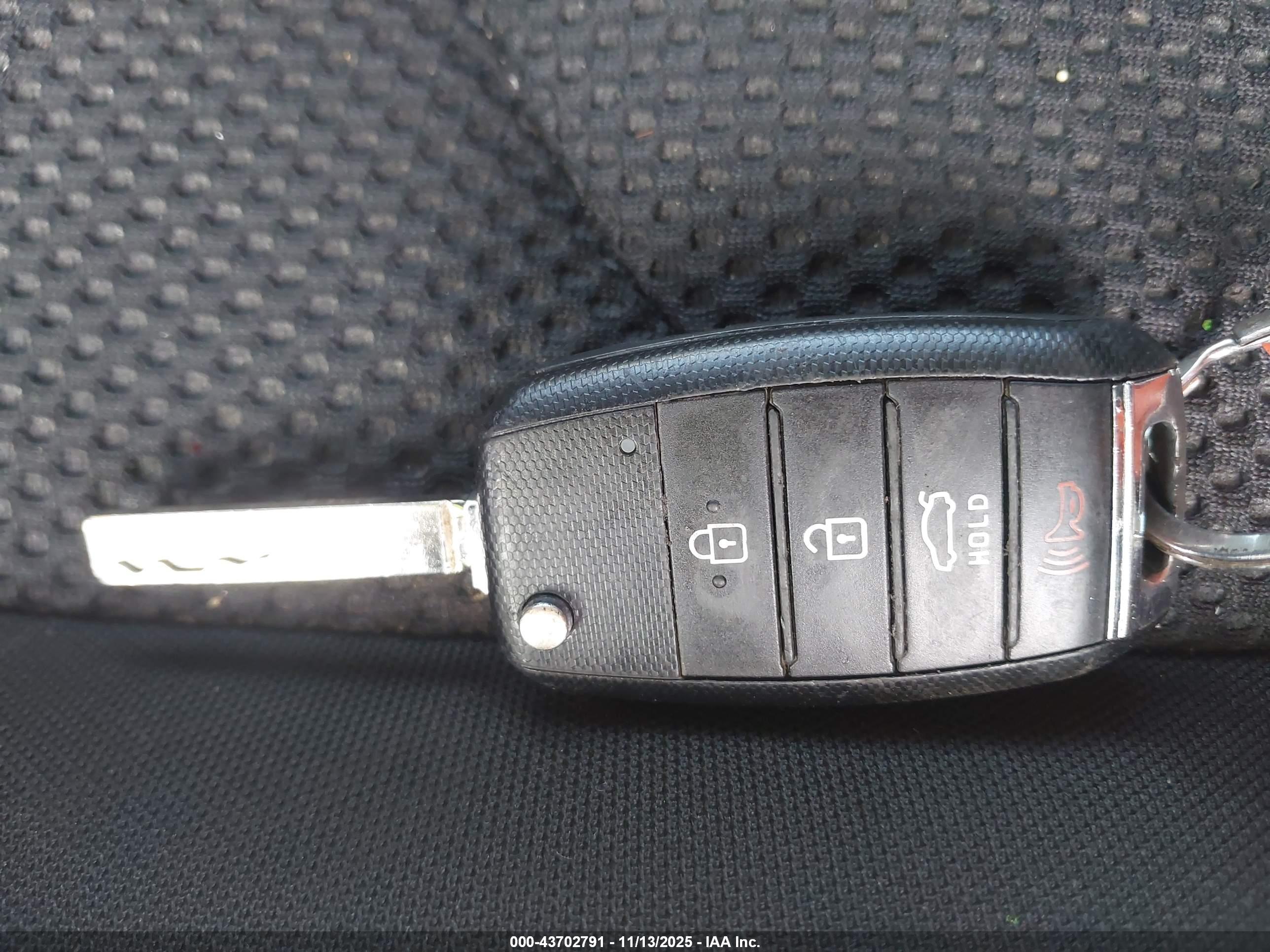 KIA OPTIMA image 11