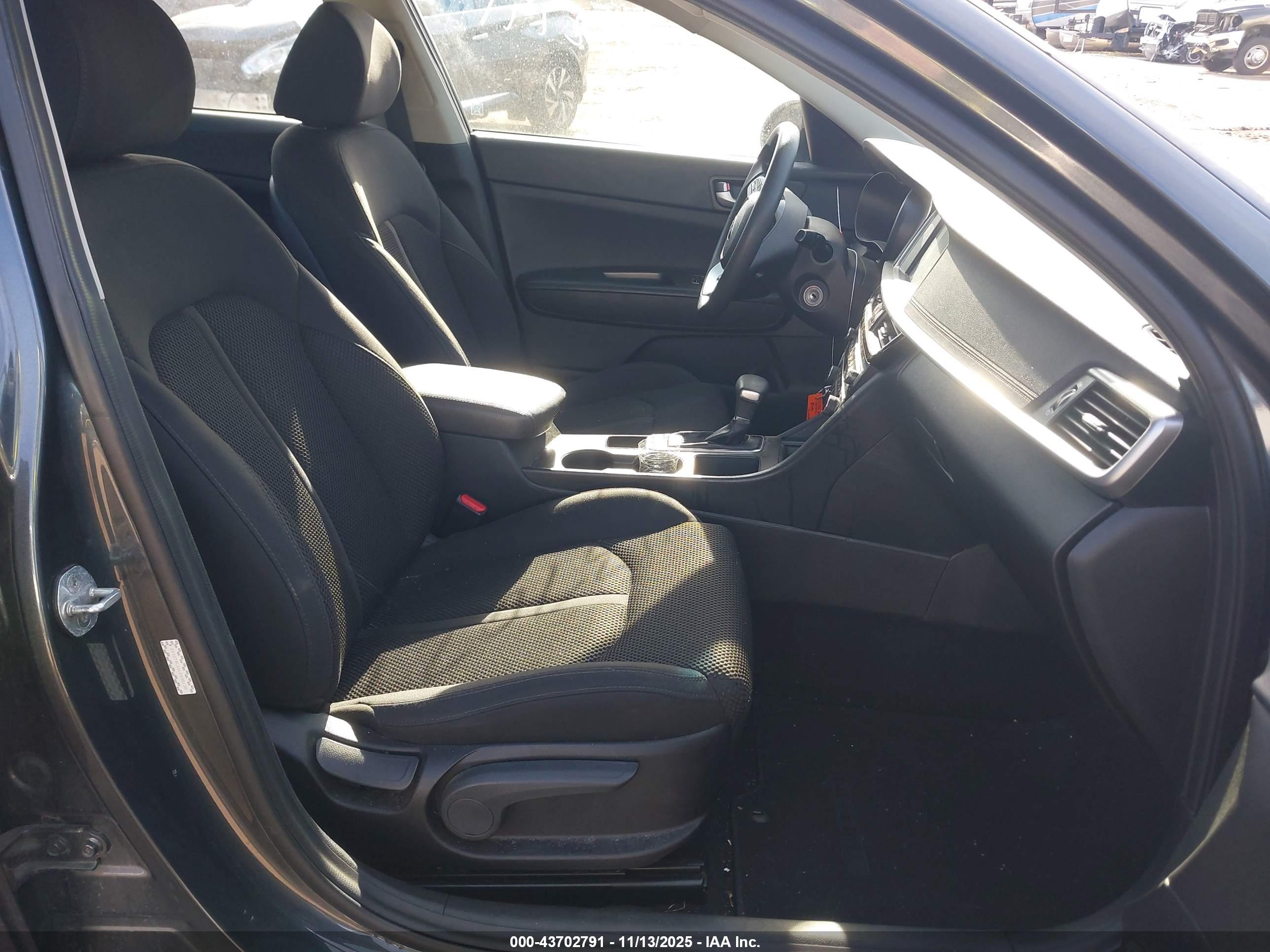 KIA OPTIMA image 5