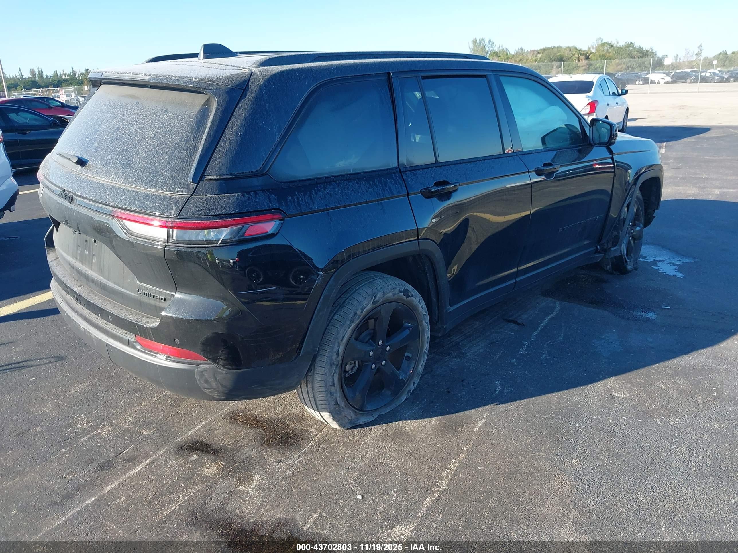 JEEP GRAND image 4