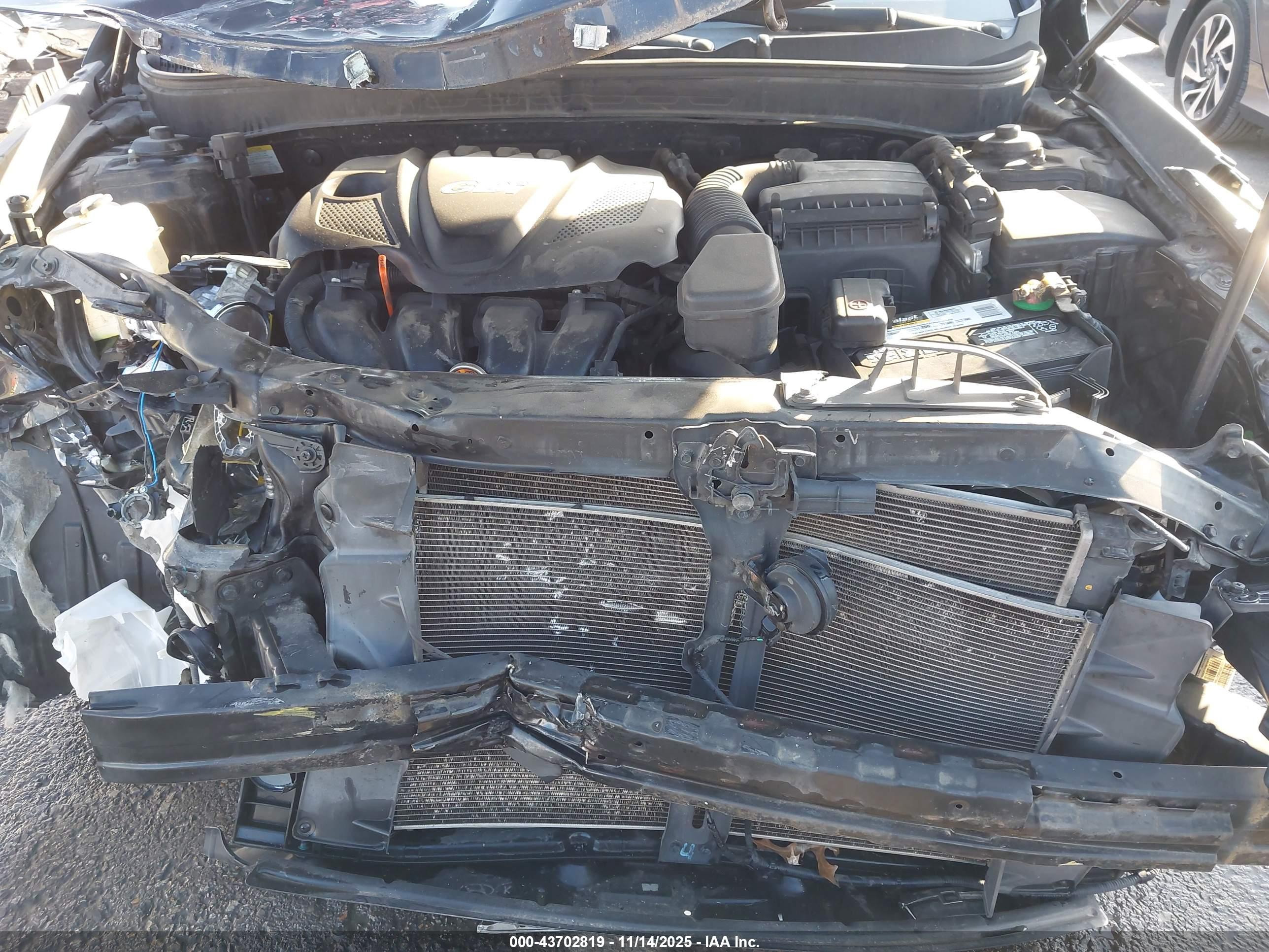 HYUNDAI SONATA image 10