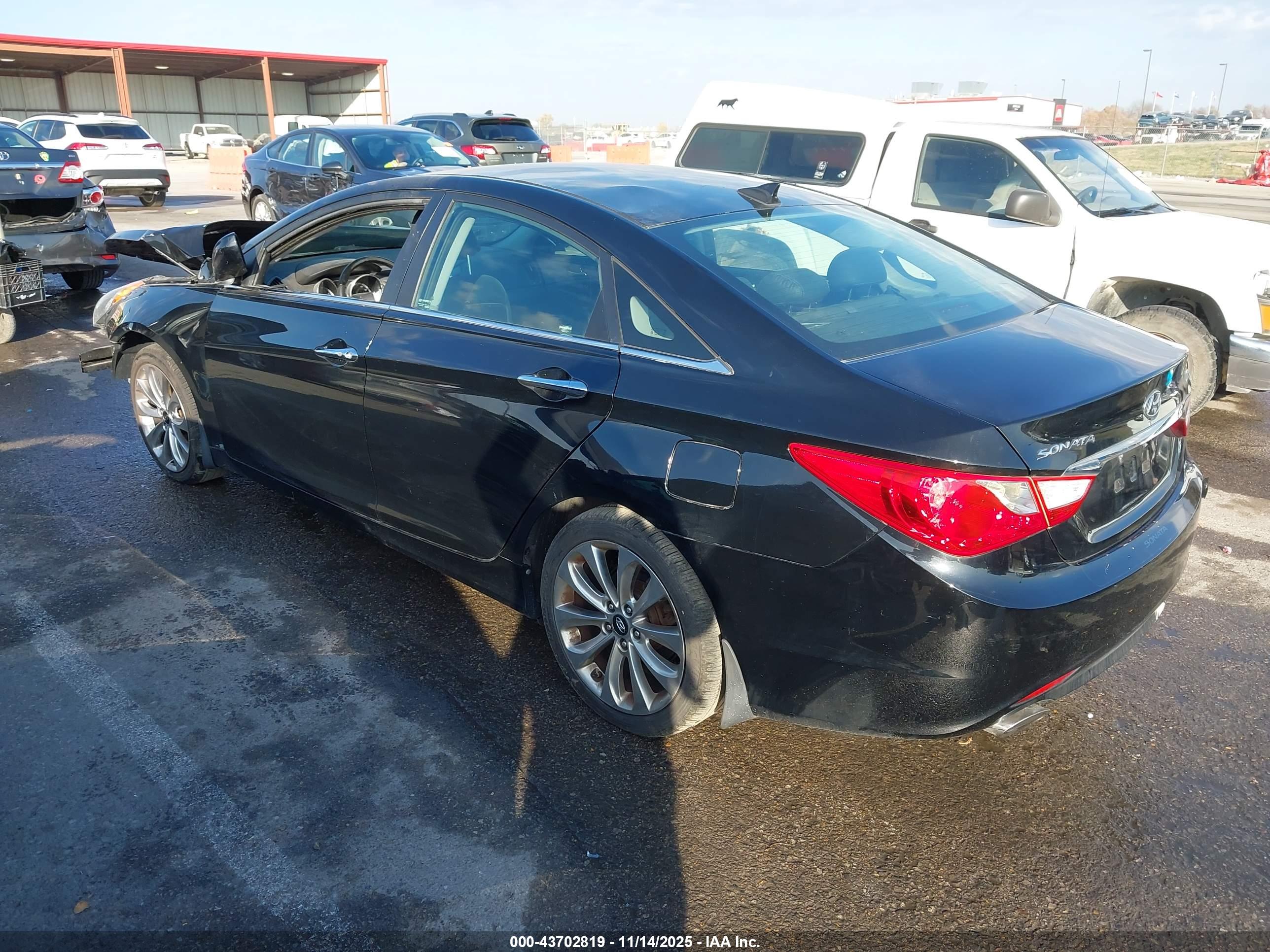 HYUNDAI SONATA image 3