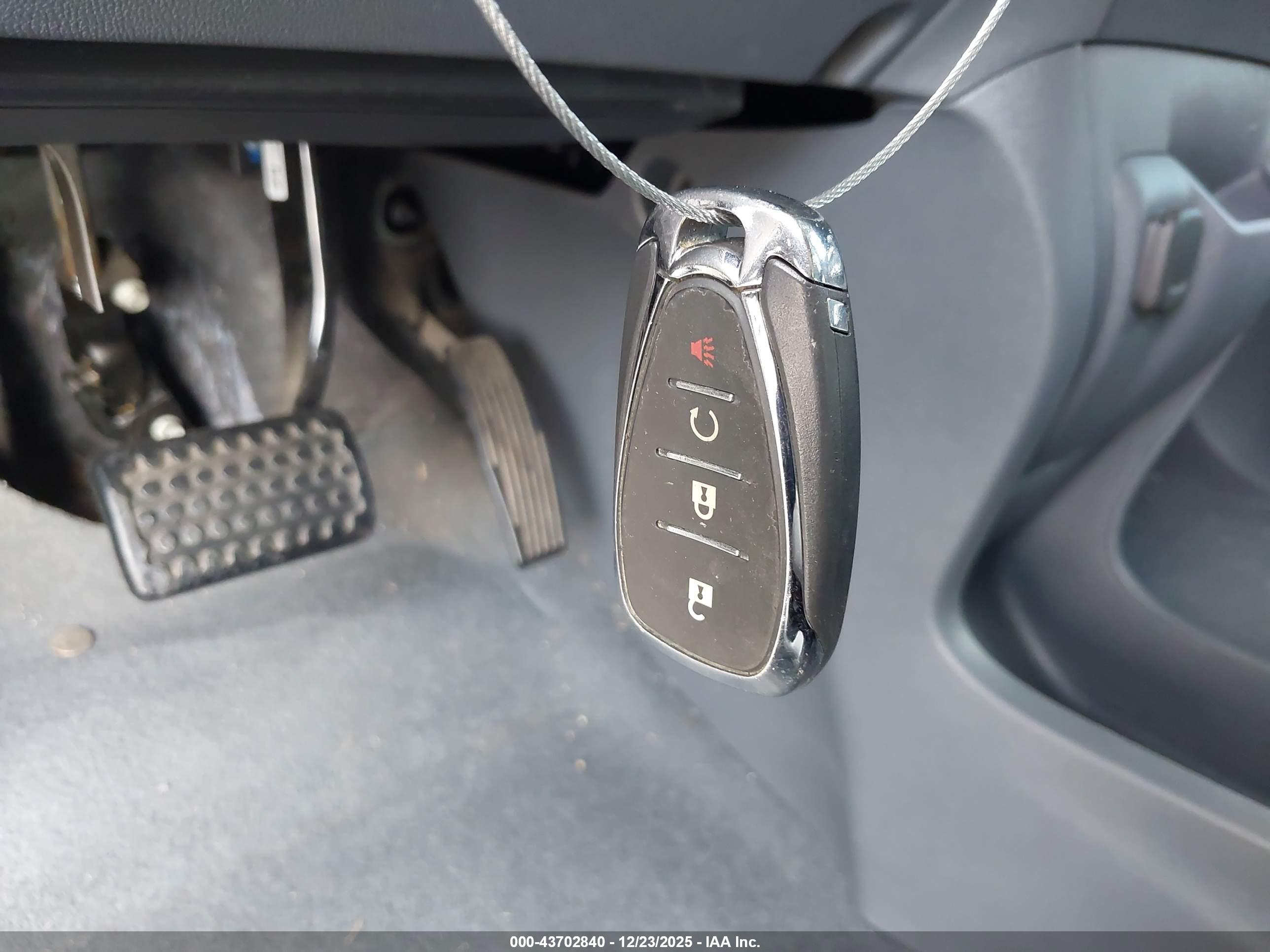 CHEVROLET BOLT image 11