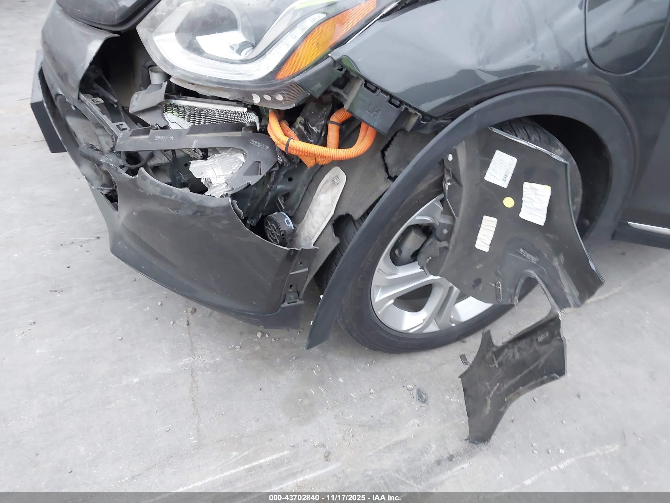 CHEVROLET BOLT image 6
