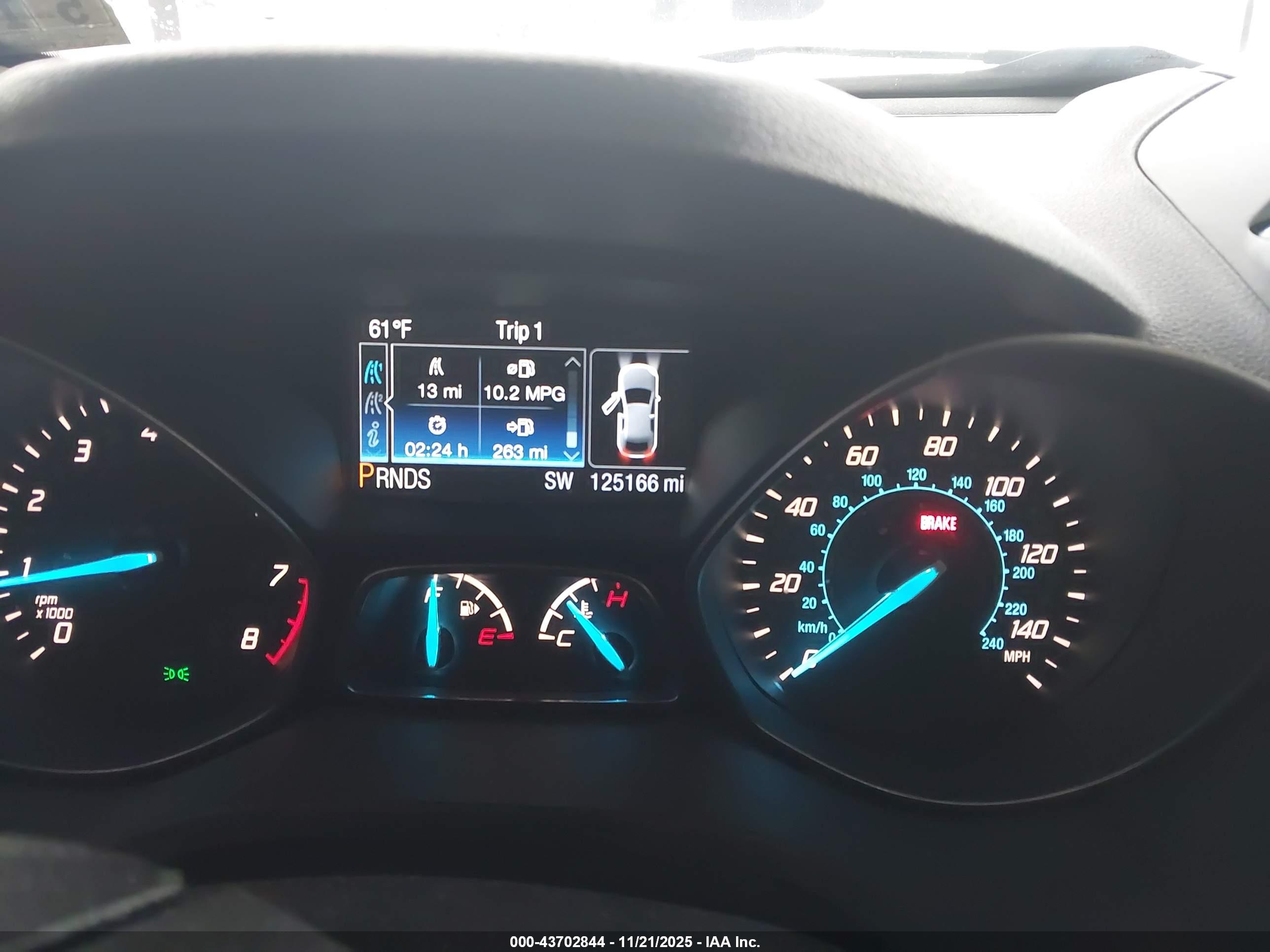 FORD ESCAPE image 7