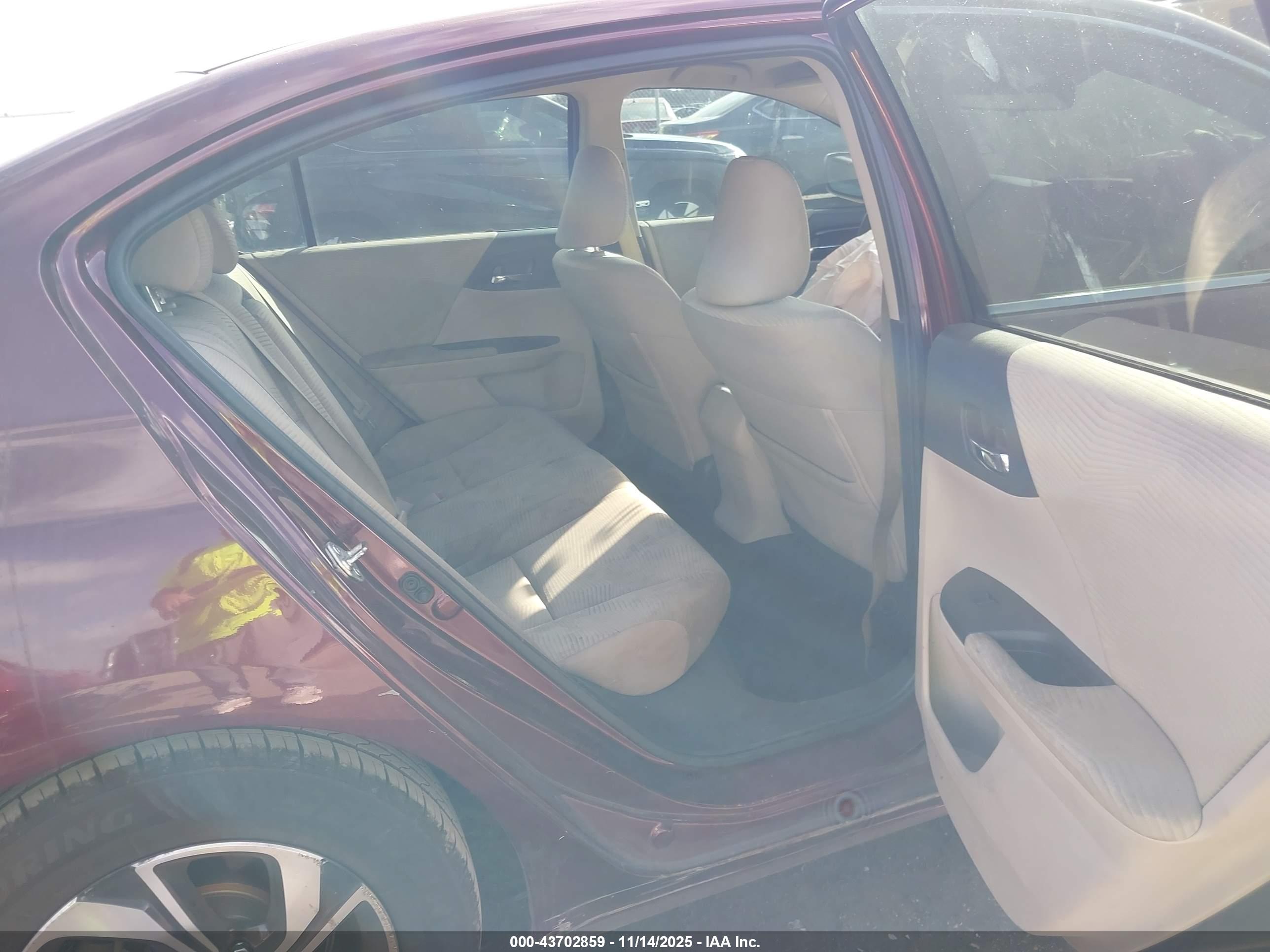 HONDA ACCORD image 8