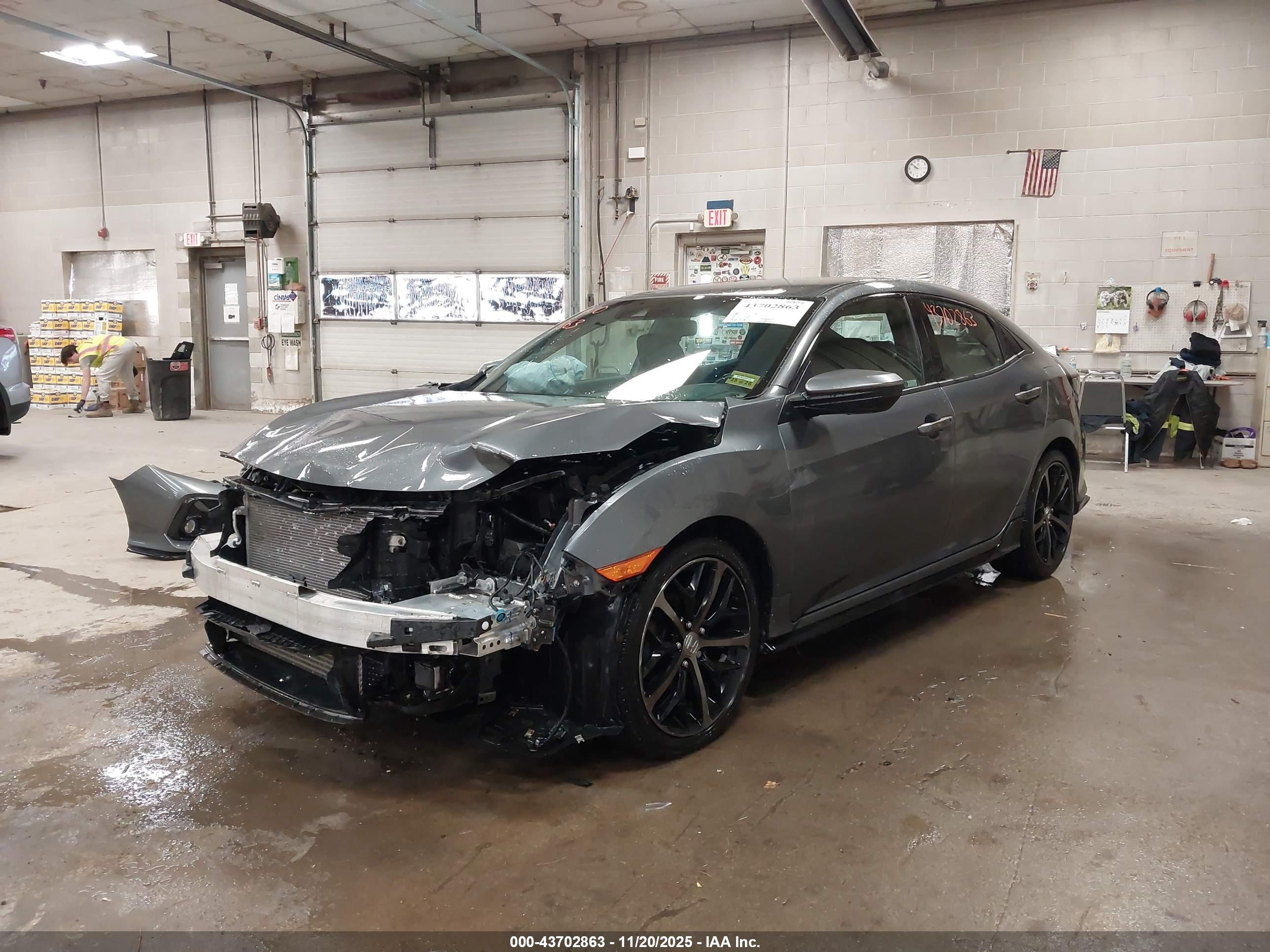 HONDA CIVIC image 2