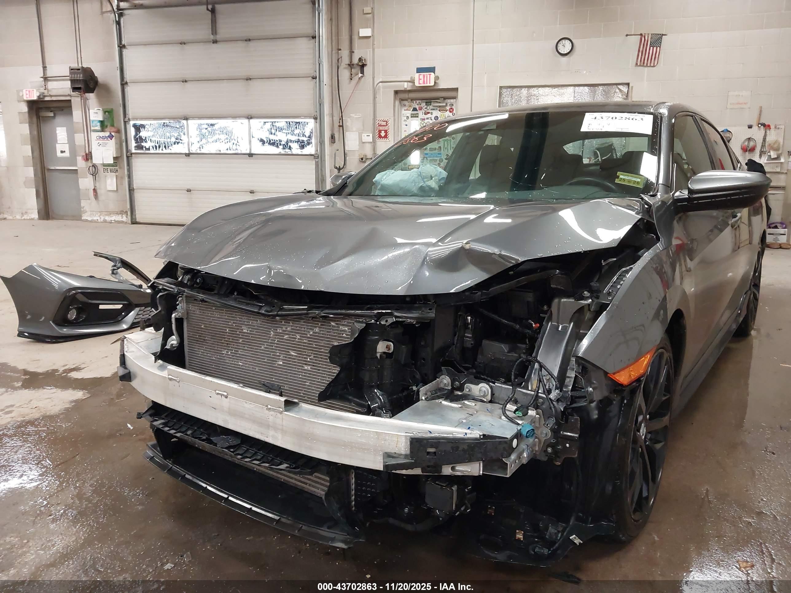 HONDA CIVIC image 6