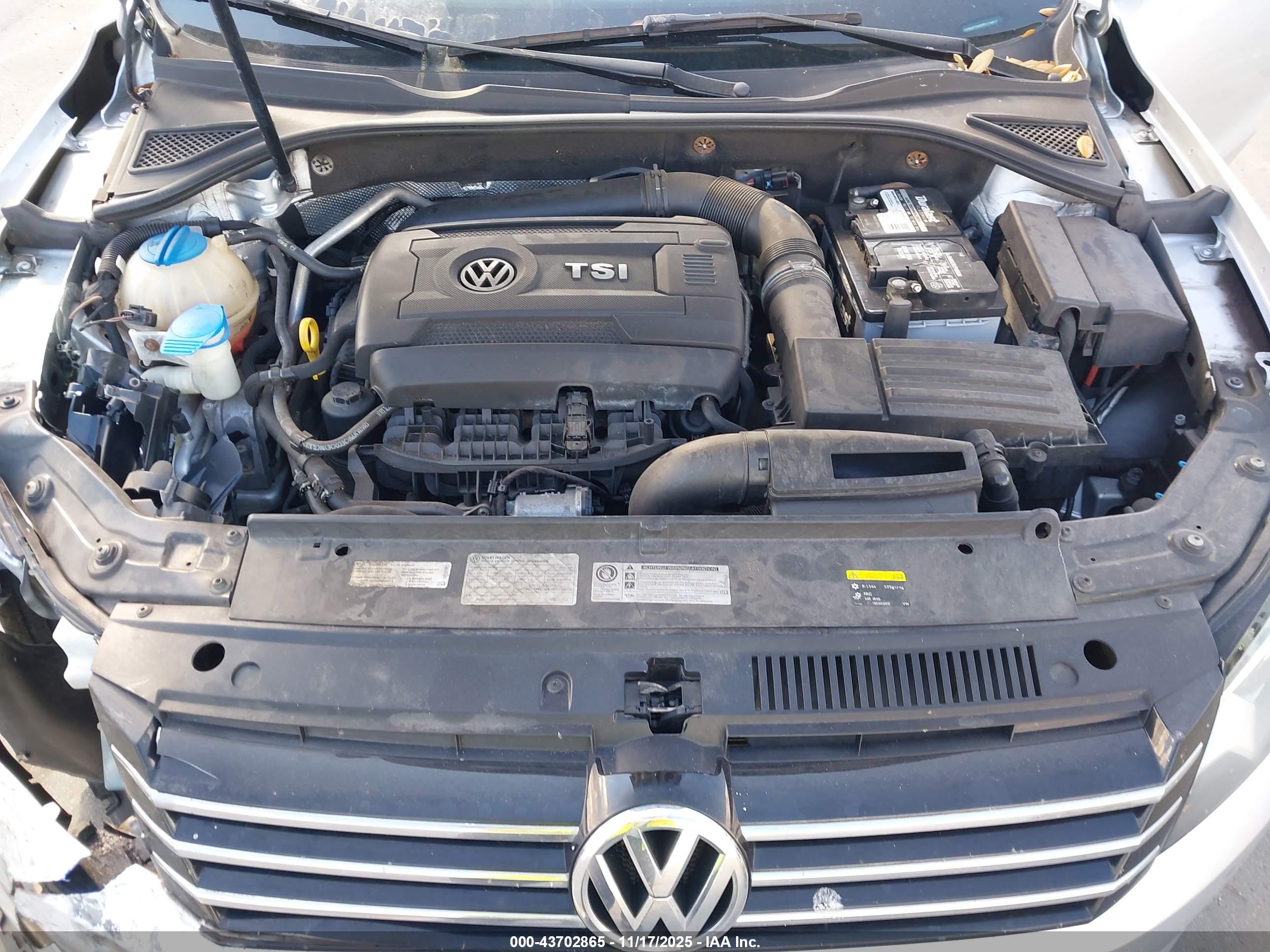 VOLKSWAGEN PASSAT image 10