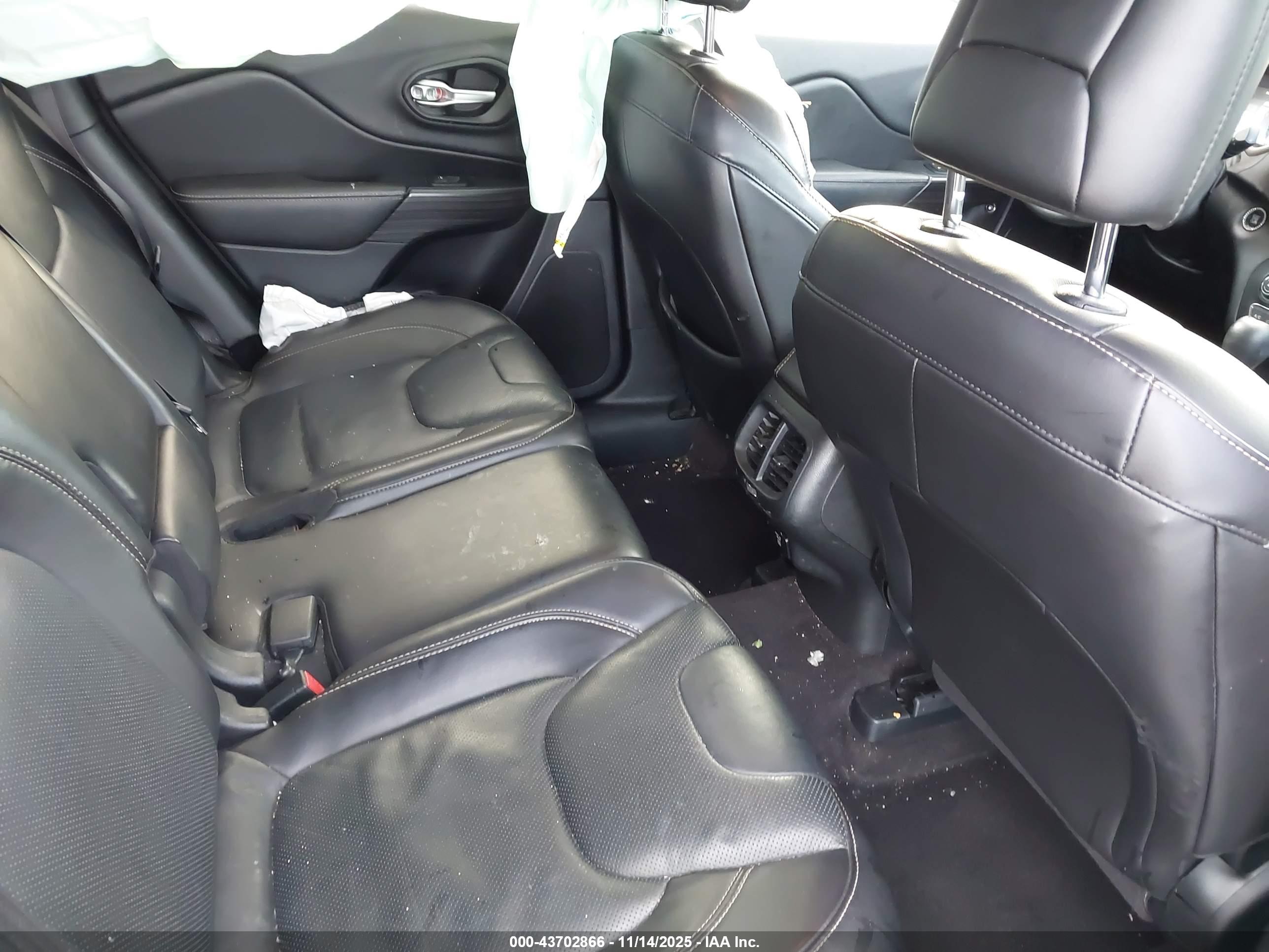 JEEP CHEROKEE image 8