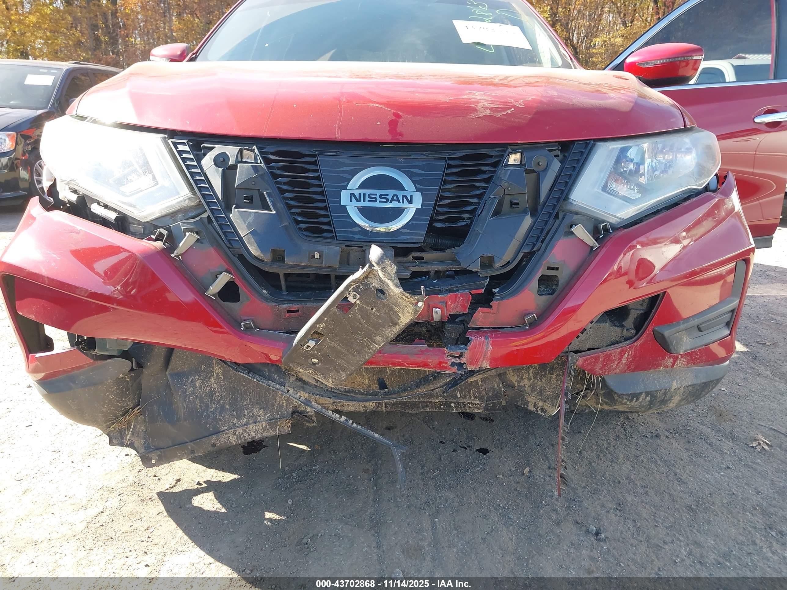 NISSAN ROGUE image 6