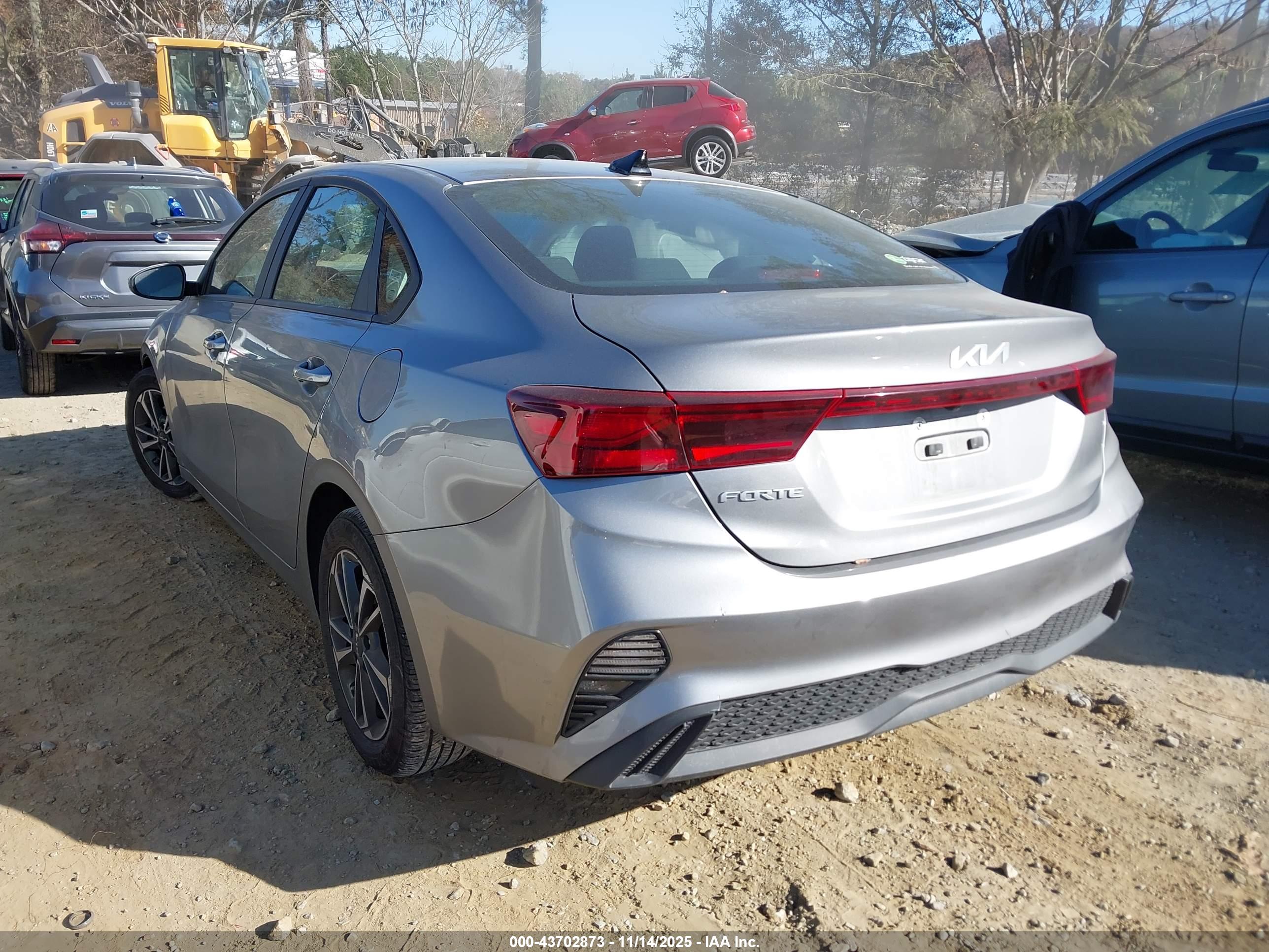 KIA FORTE image 3