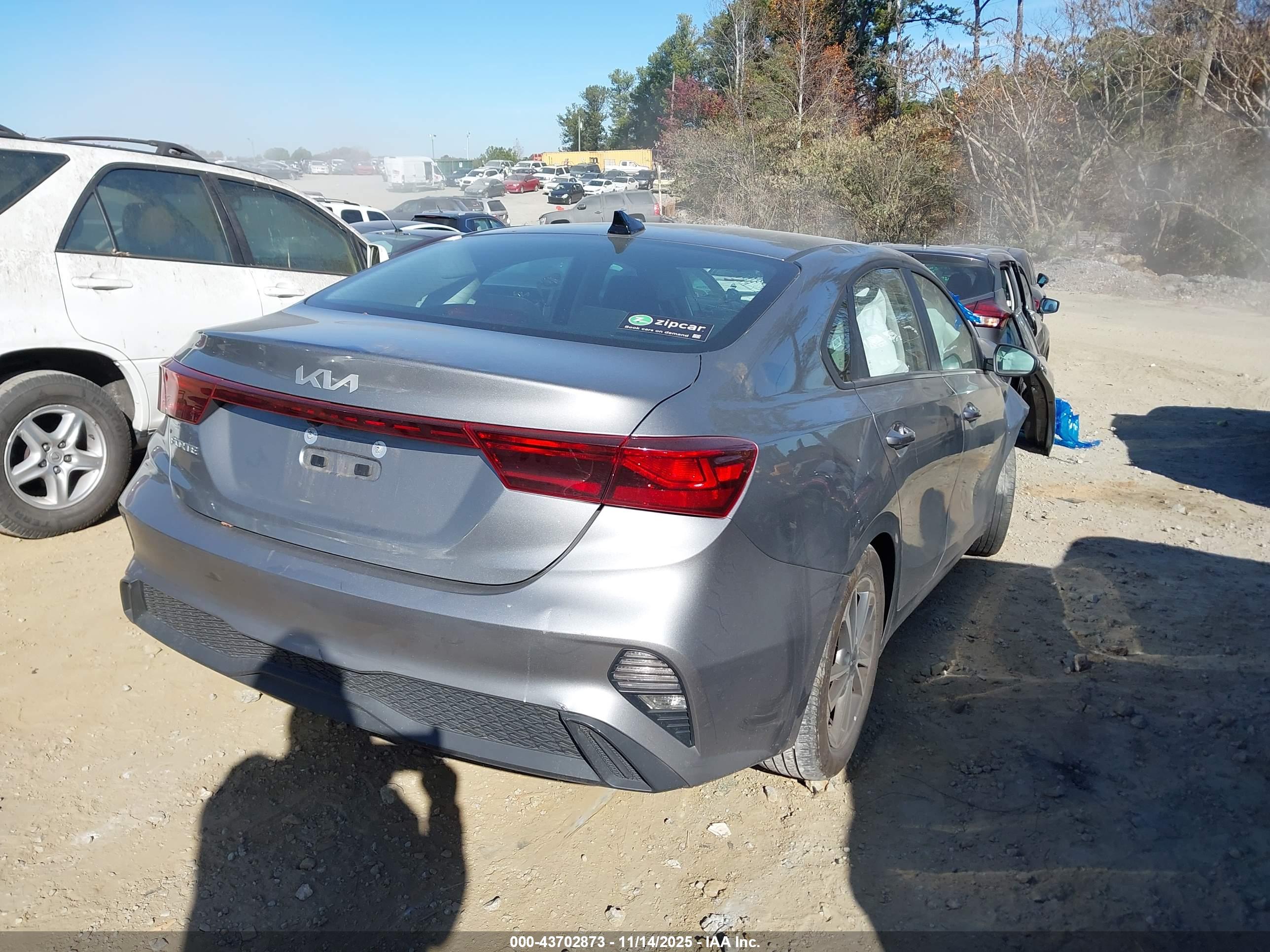 KIA FORTE image 4