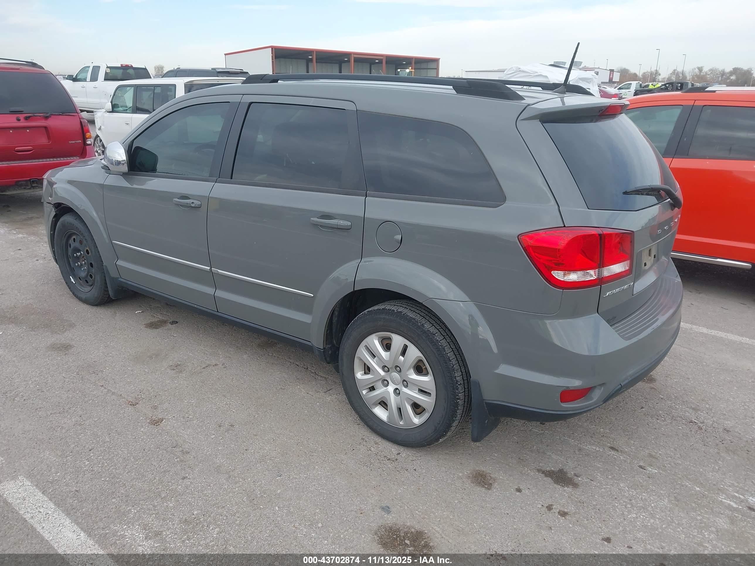 DODGE JOURNEY image 3
