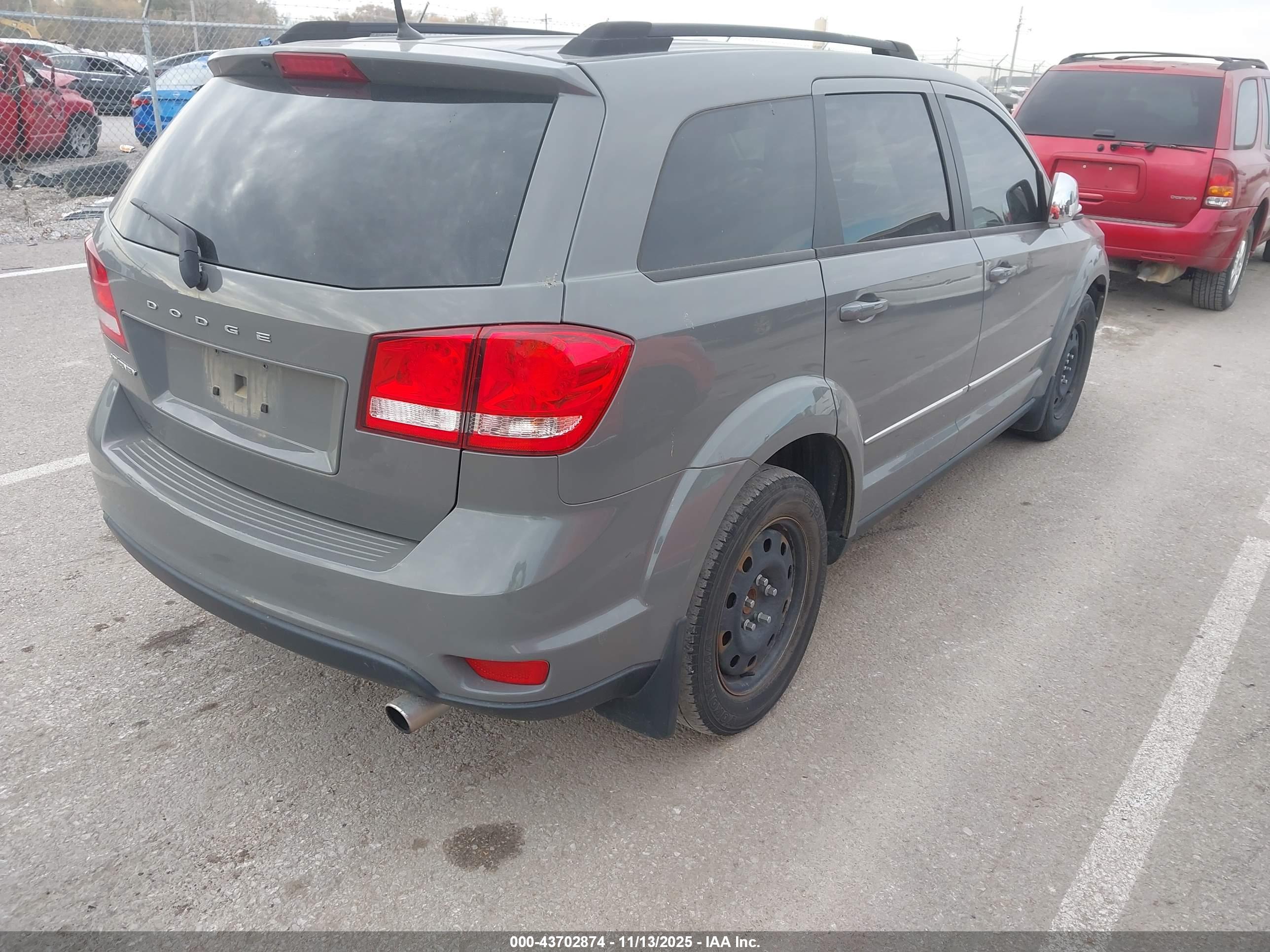 DODGE JOURNEY image 4