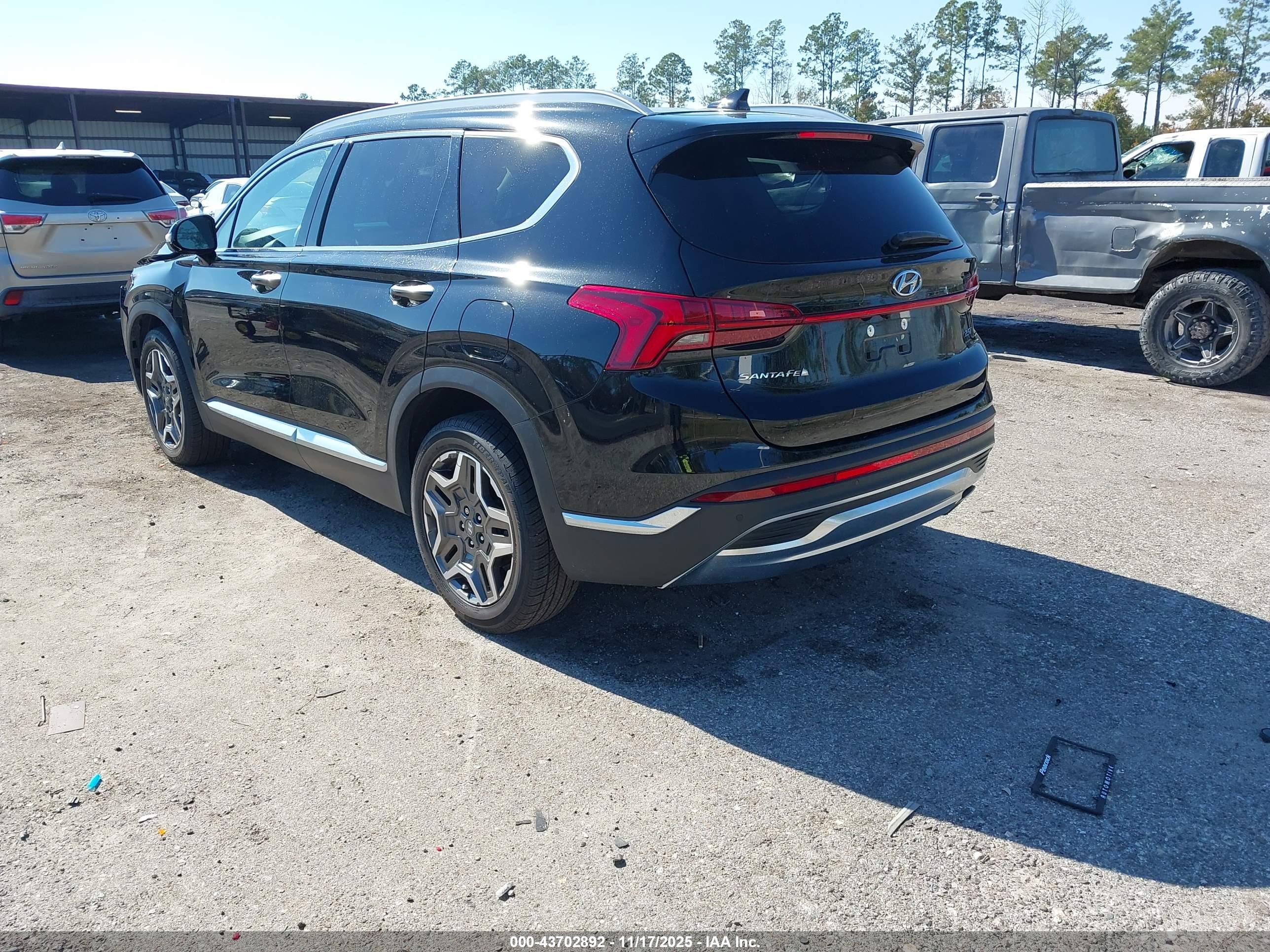 HYUNDAI SANTA image 3