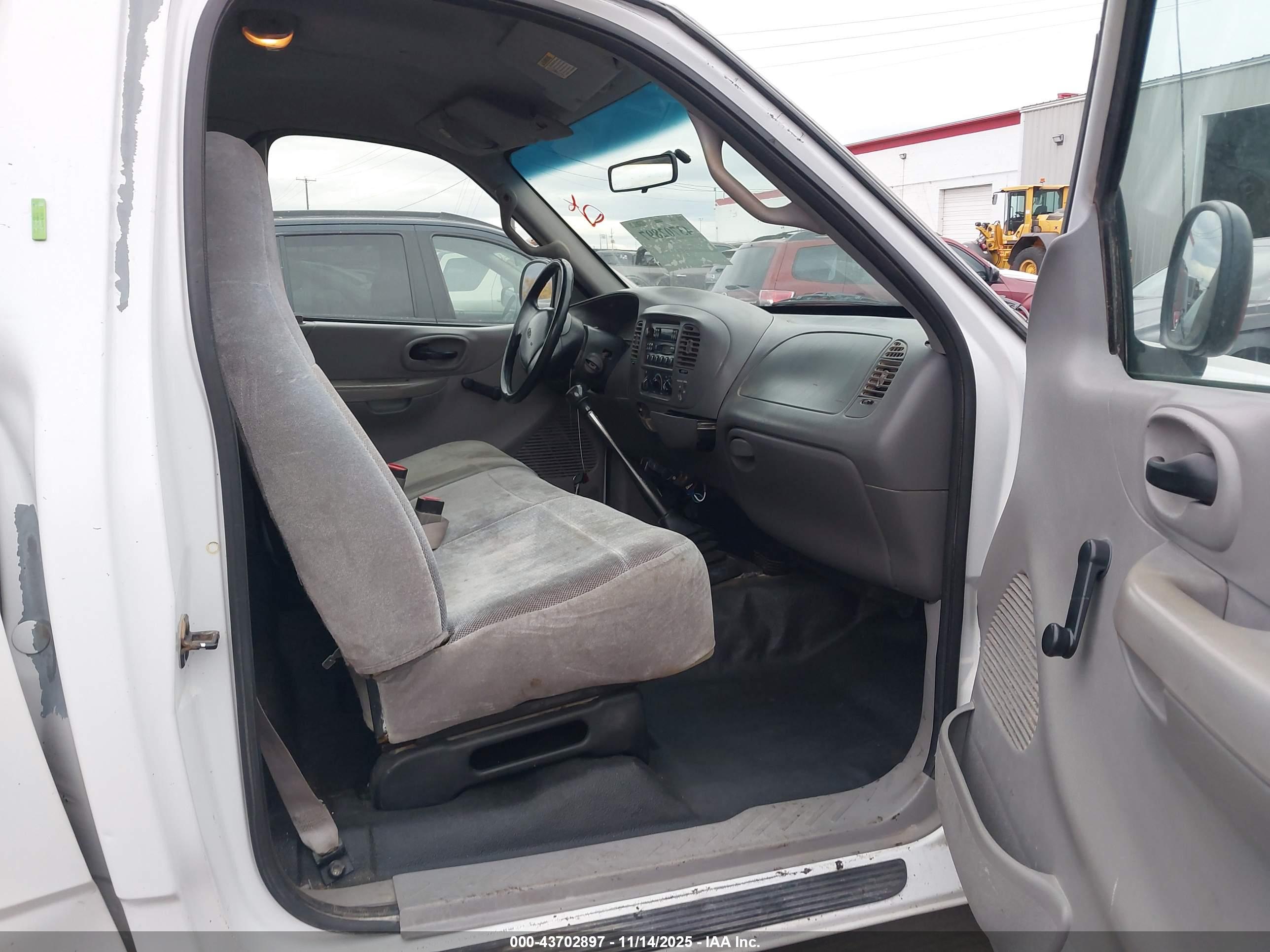 FORD F-150 image 5