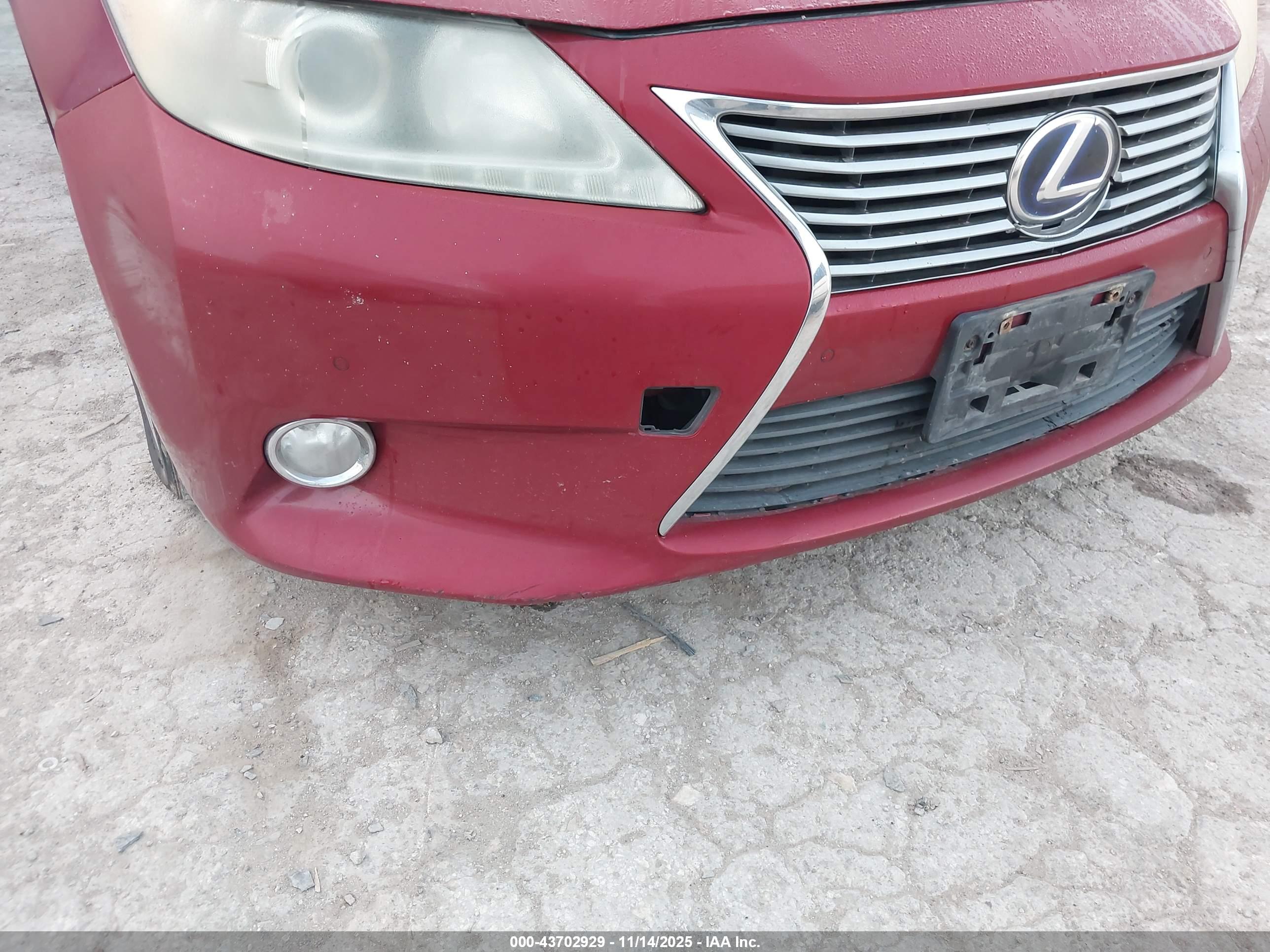 LEXUS ES image 6
