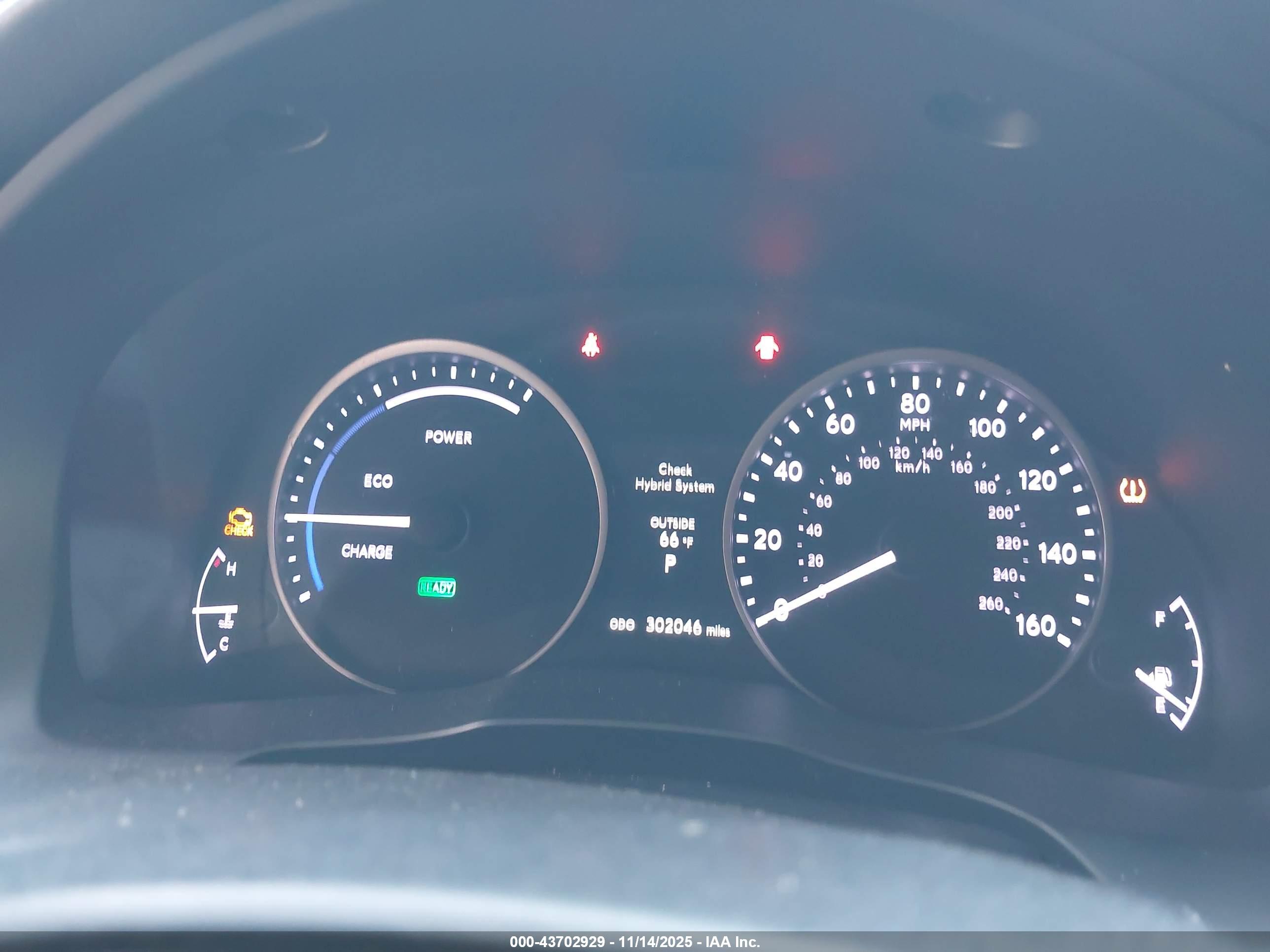 LEXUS ES image 7