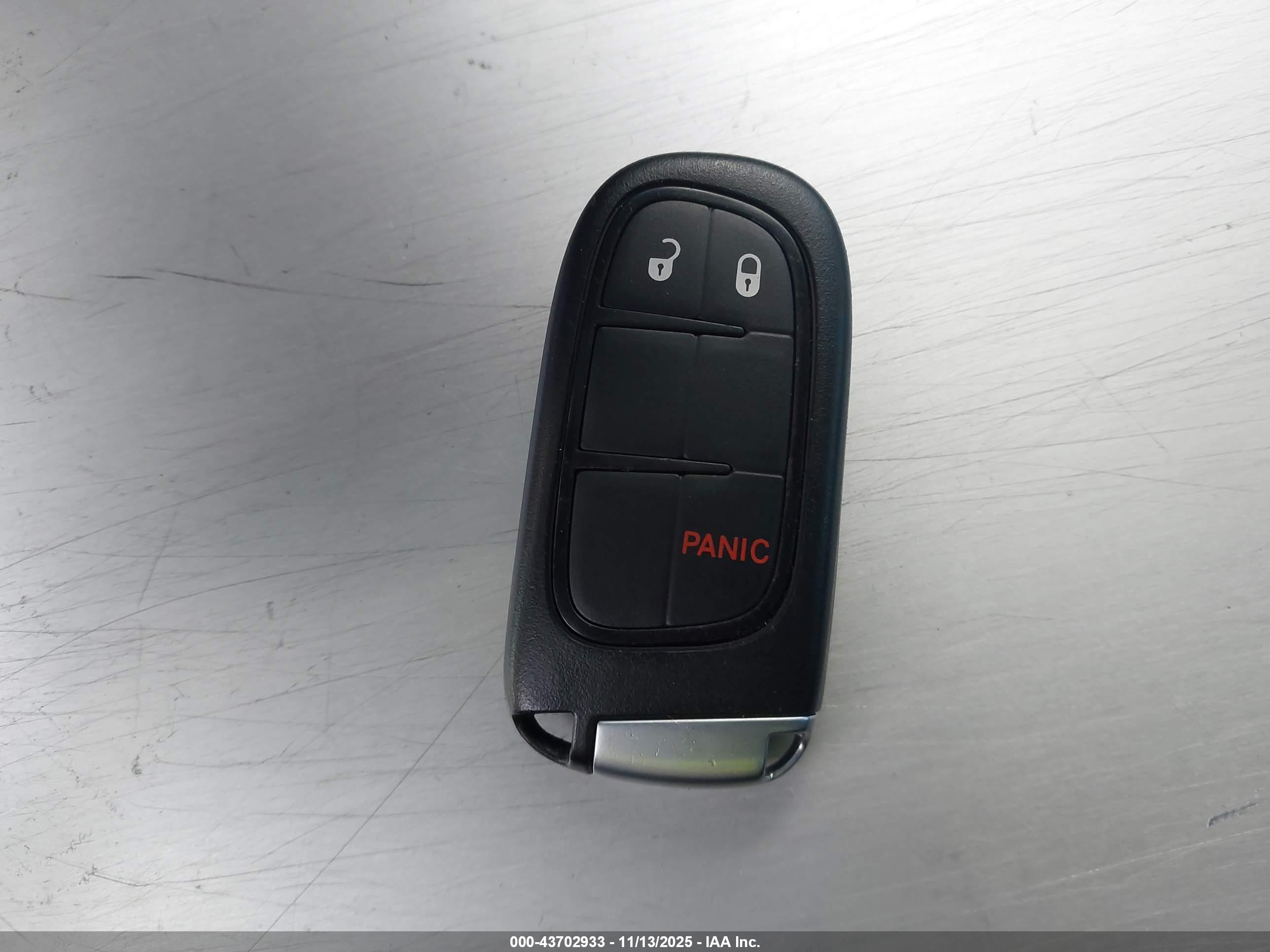 JEEP CHEROKEE image 11