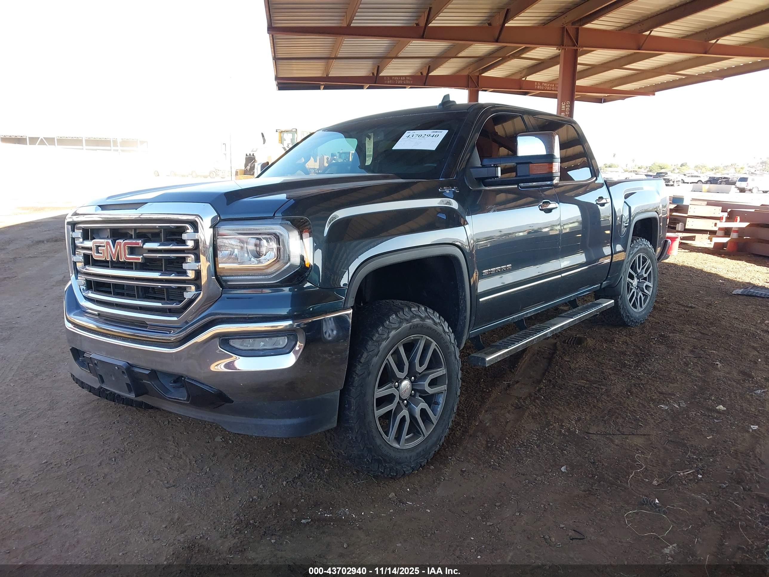 GMC SIERRA image 6
