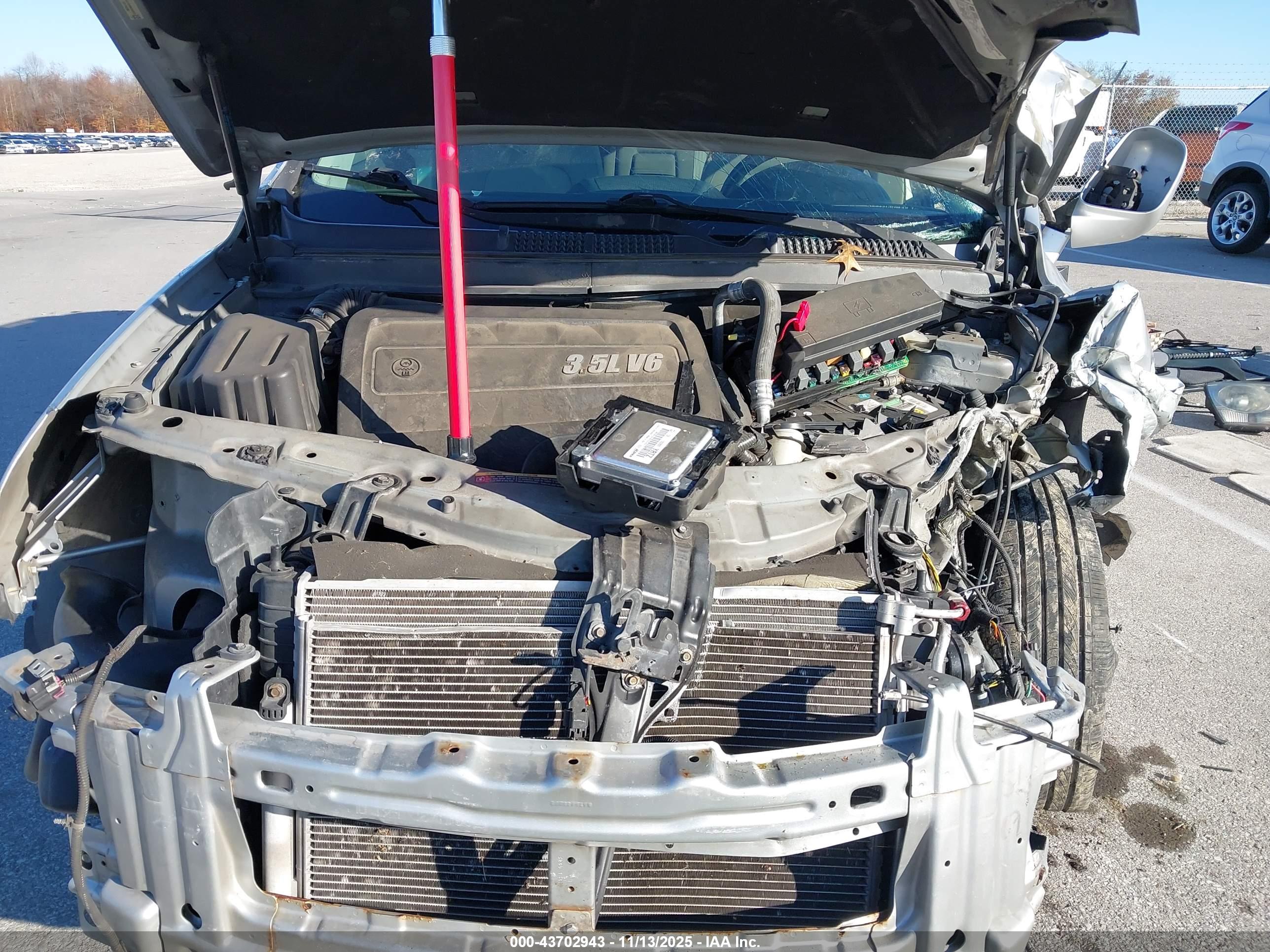 SATURN VUE image 10