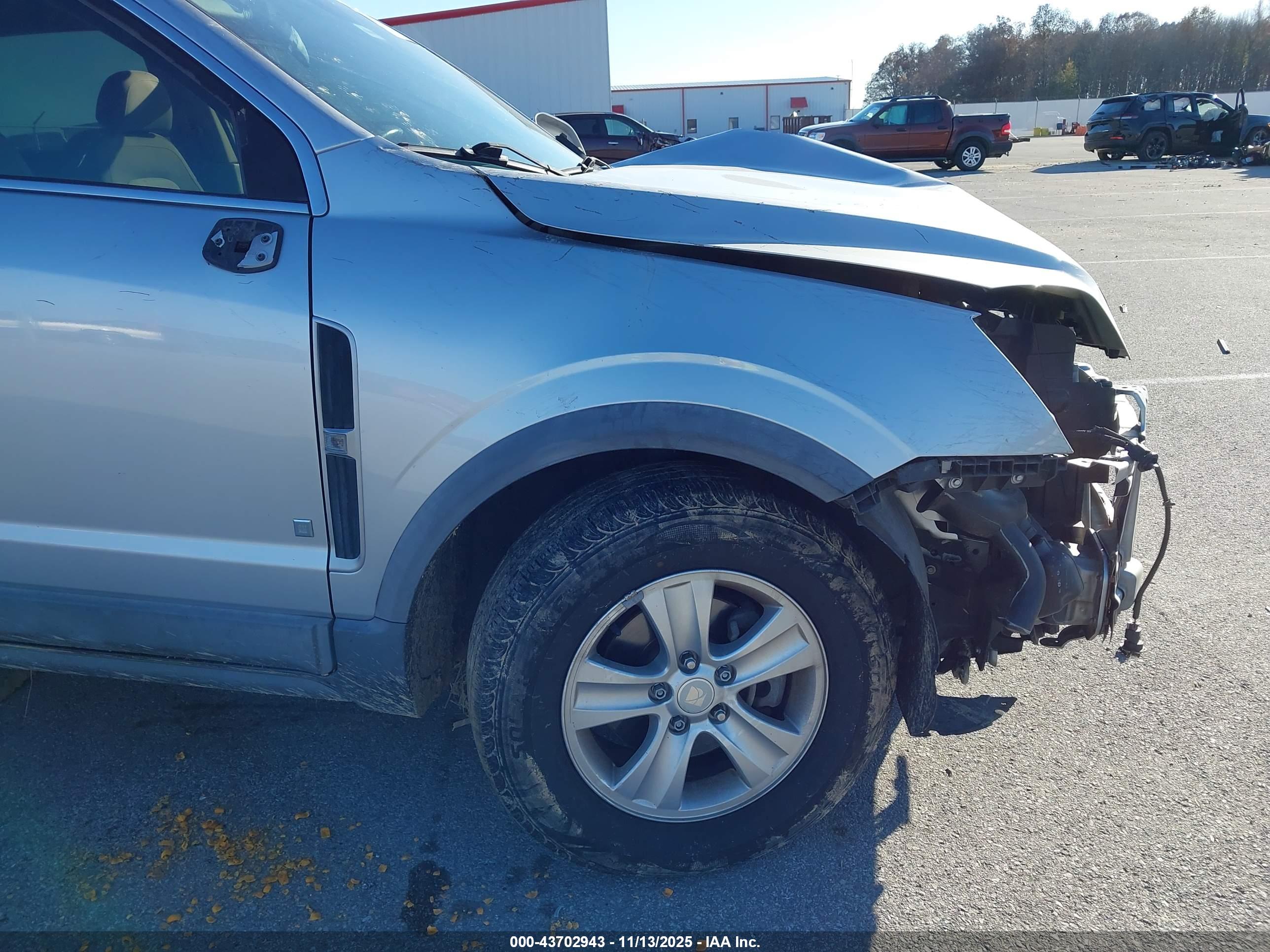 SATURN VUE image 6
